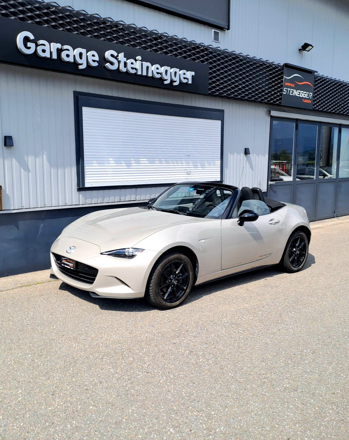 MAZDA MX-5 Skyactiv-G 132 Prime & Black Pack-image-1