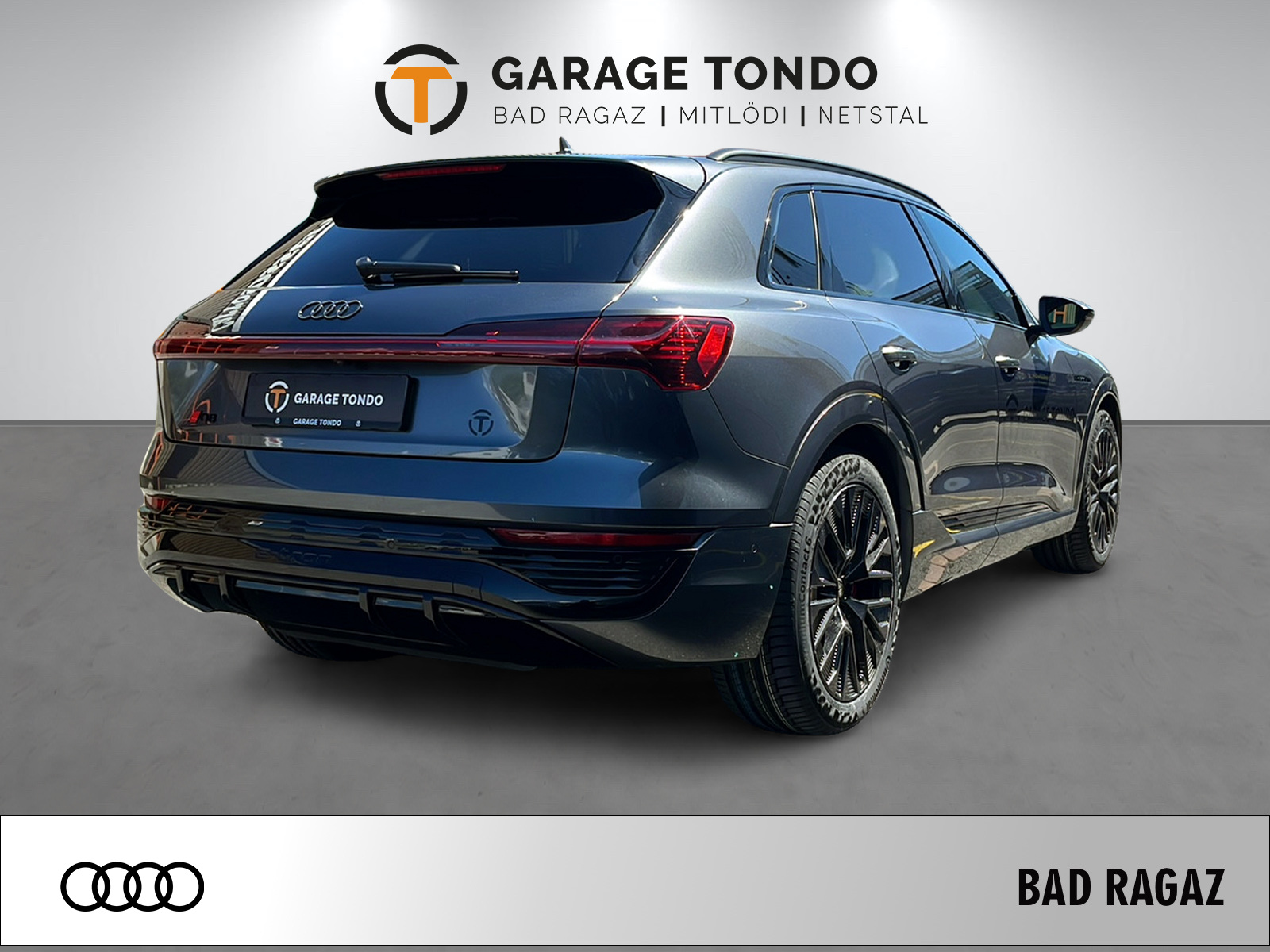 AUDI Q8 e-tron 50 Advanced quattro-showroom-element-3