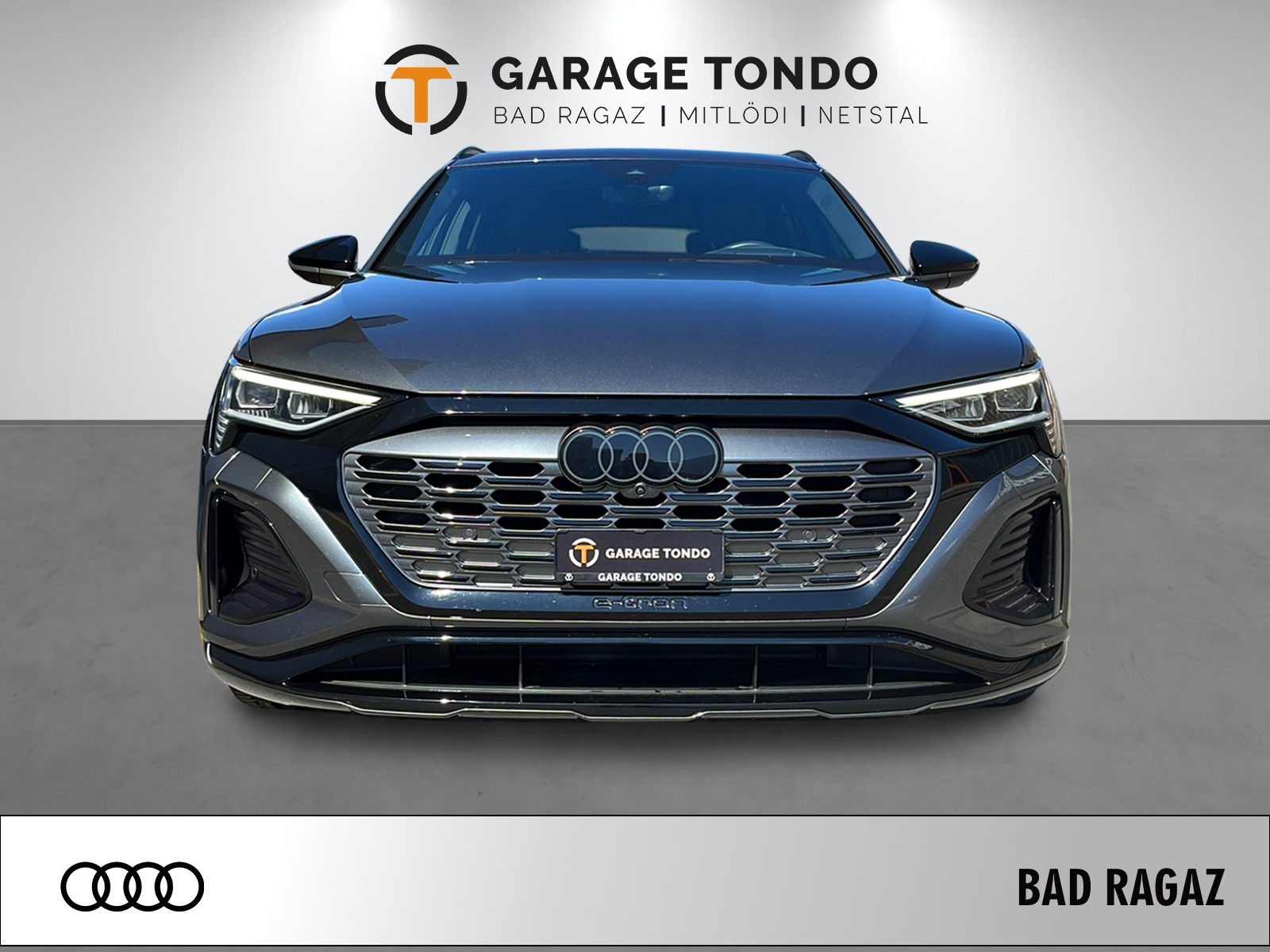 AUDI Q8 e-tron 50 Advanced quattro-showroom-element-1