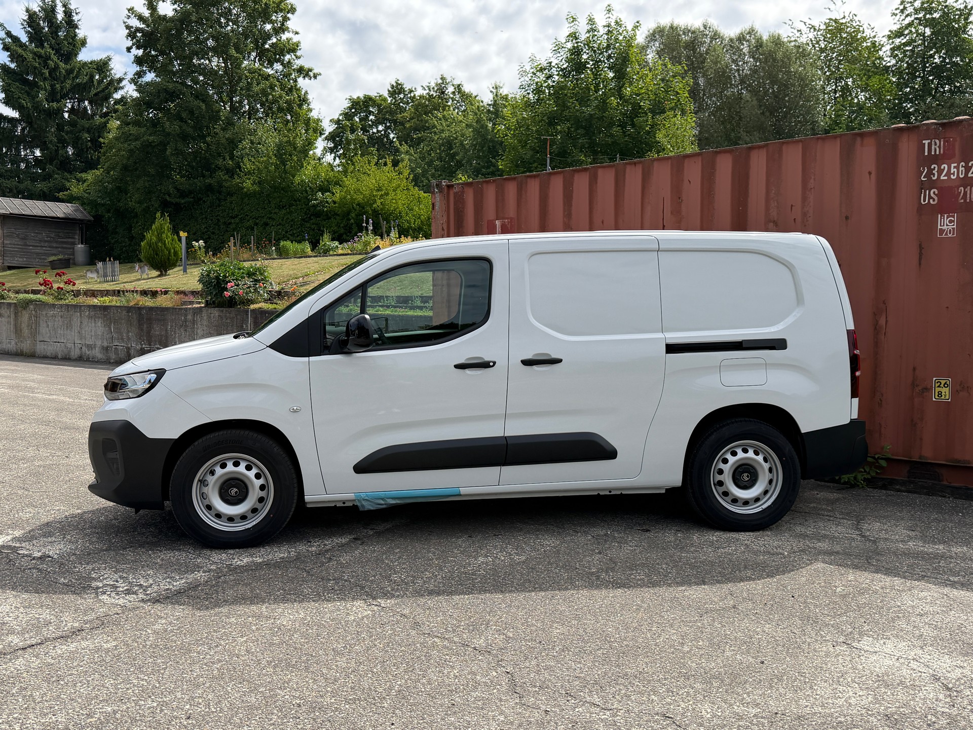 CITROEN ⚡ Citroën e-Berlingo XL | Doppelte Schiebetür | 50 kWh-showroom-element-3