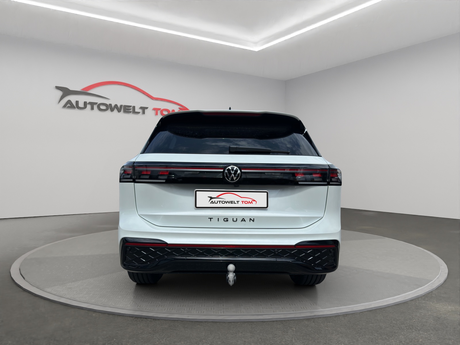 VW Tiguan 2.0 TDI SCR R-Line 4Motion DSG-image-3