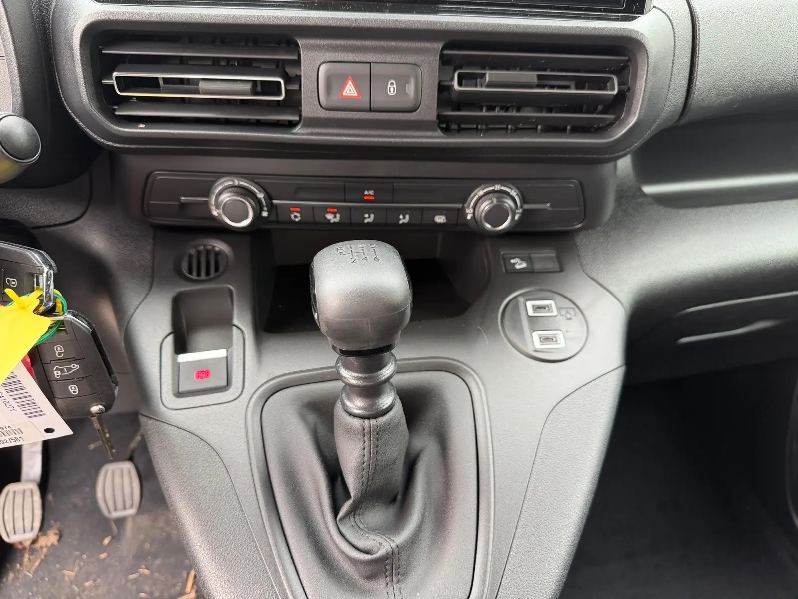OPEL Combo Cargo Crew XL 1.5 s/s Erhöhte Nutzlast-image-12