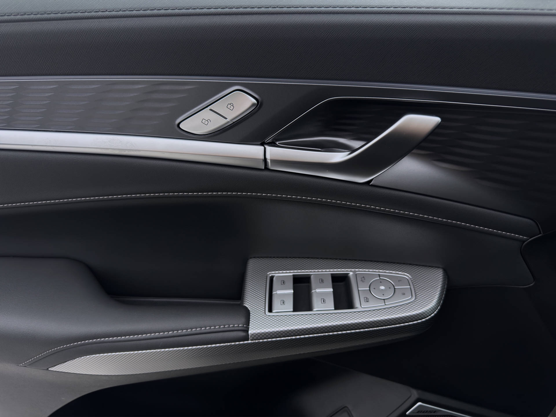 MG S9 1.5 PHEV Premium-image-8