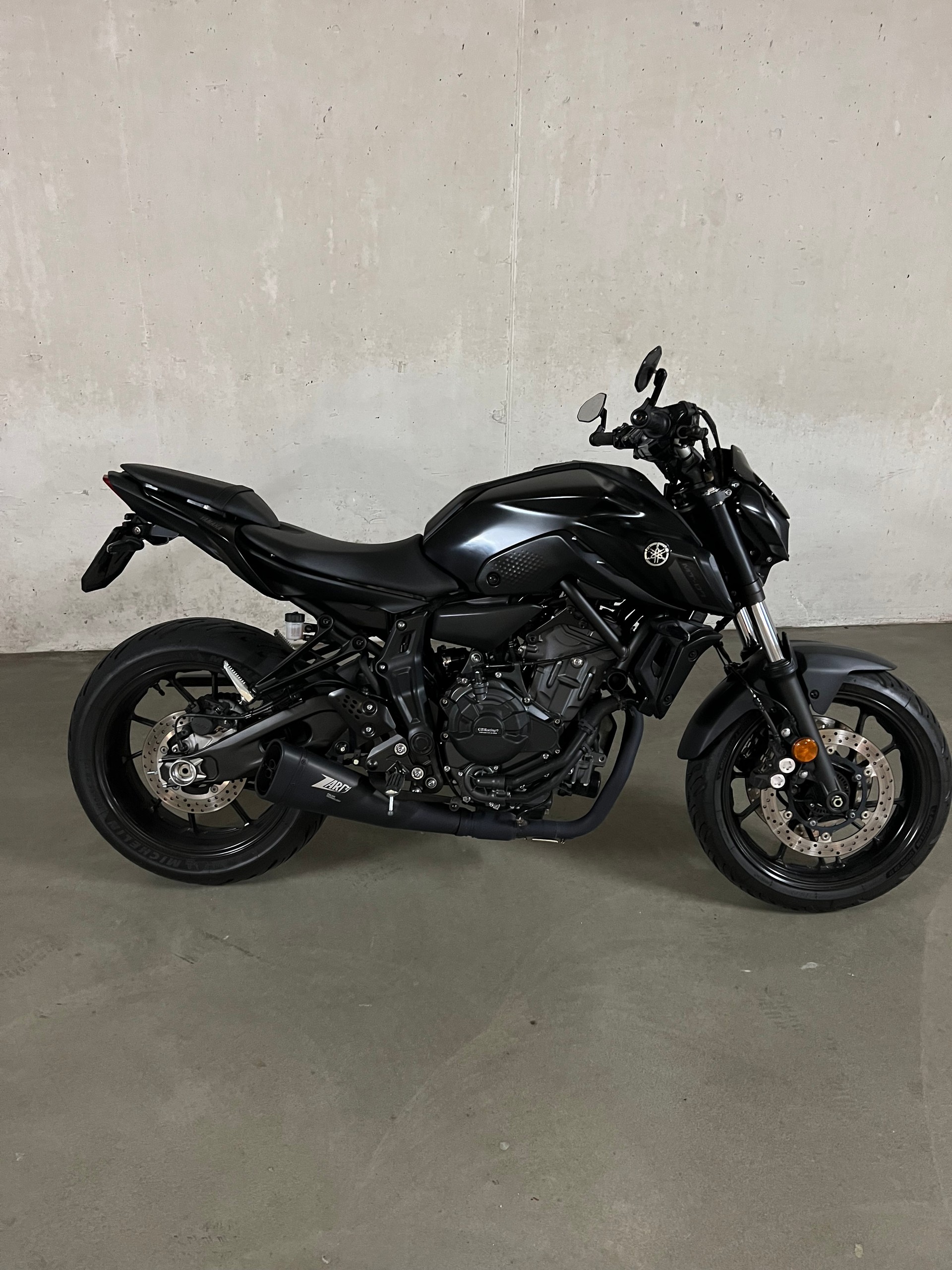 YAMAHA MT-07-image-3