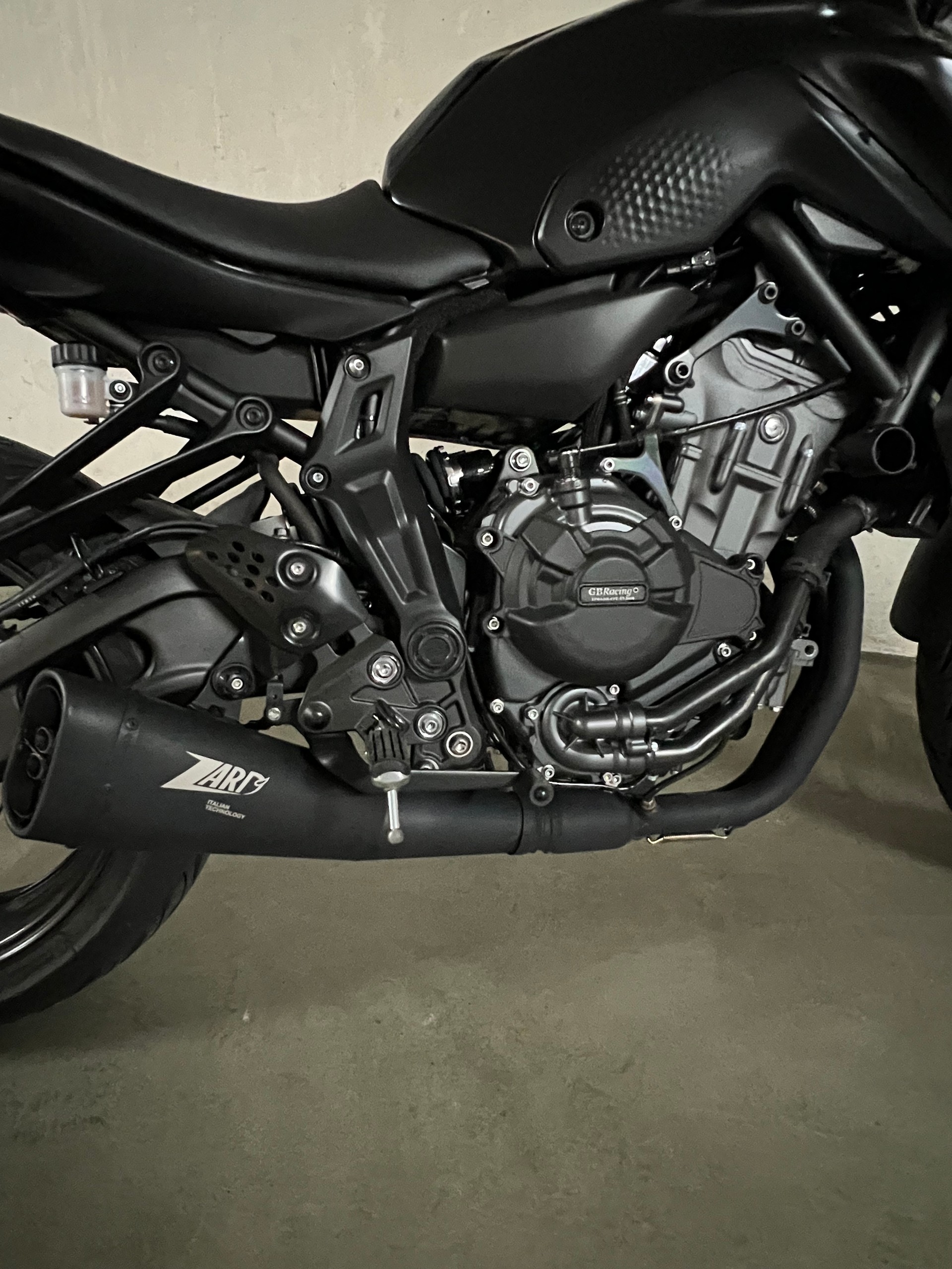 YAMAHA MT-07-image-4
