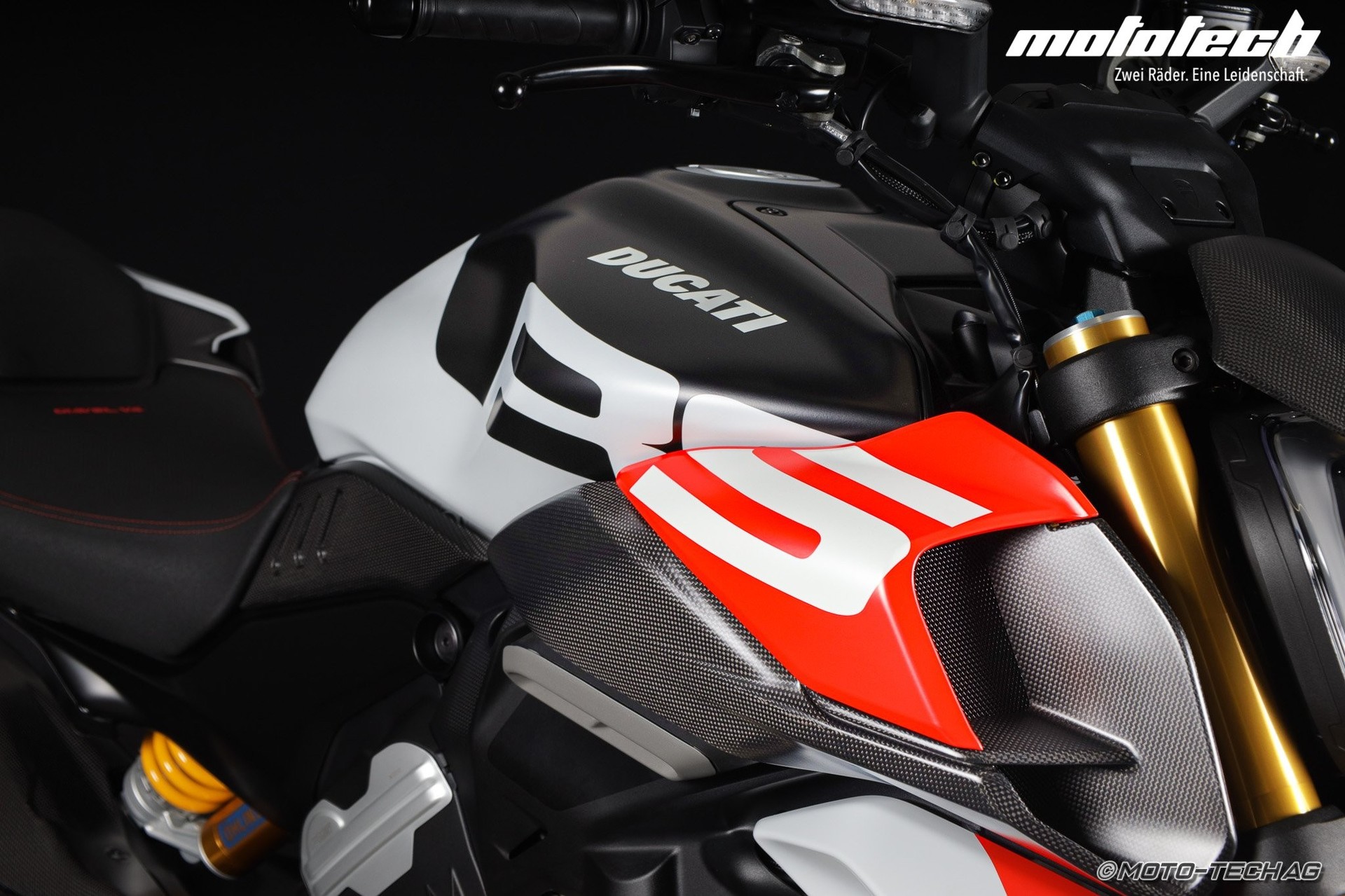 DUCATI Diavel V4 RS / 4 JAHRE GARANTIE-image-8