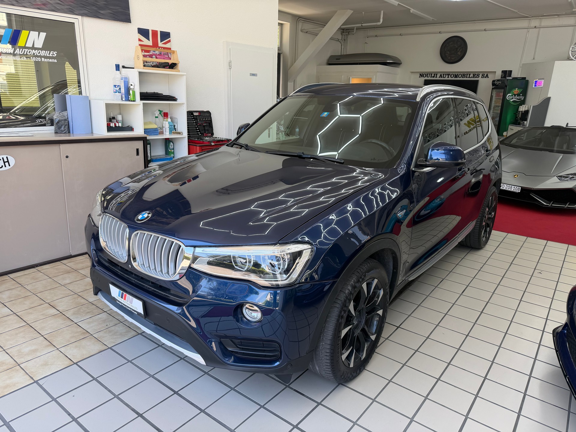 BMW X3 xDrive 20d xLine Steptronic-showroom-element-1