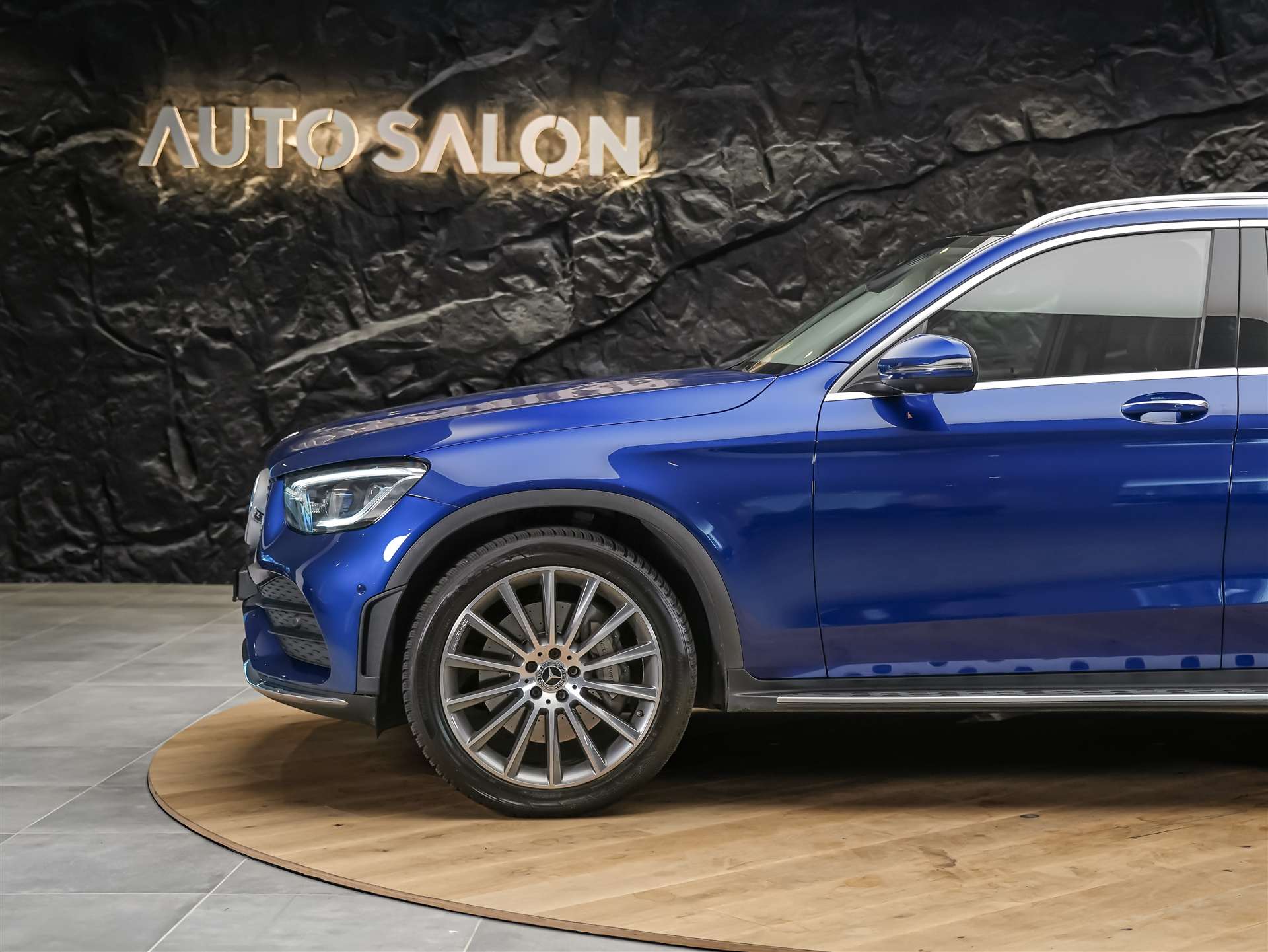 MERCEDES-BENZ GLC 200 AMG Line 4Matic 9G-Tronic *CH Auto*Facelift*EL. Sitze mit Memory*Panorama*-image-17
