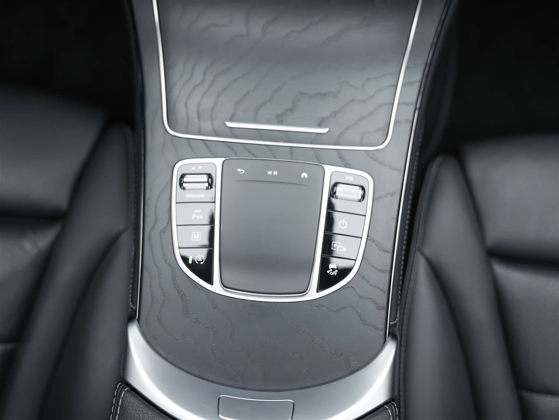 MERCEDES-BENZ GLC 200 AMG Line 4Matic 9G-Tronic *CH Auto*Facelift*EL. Sitze mit Memory*Panorama*-image-23