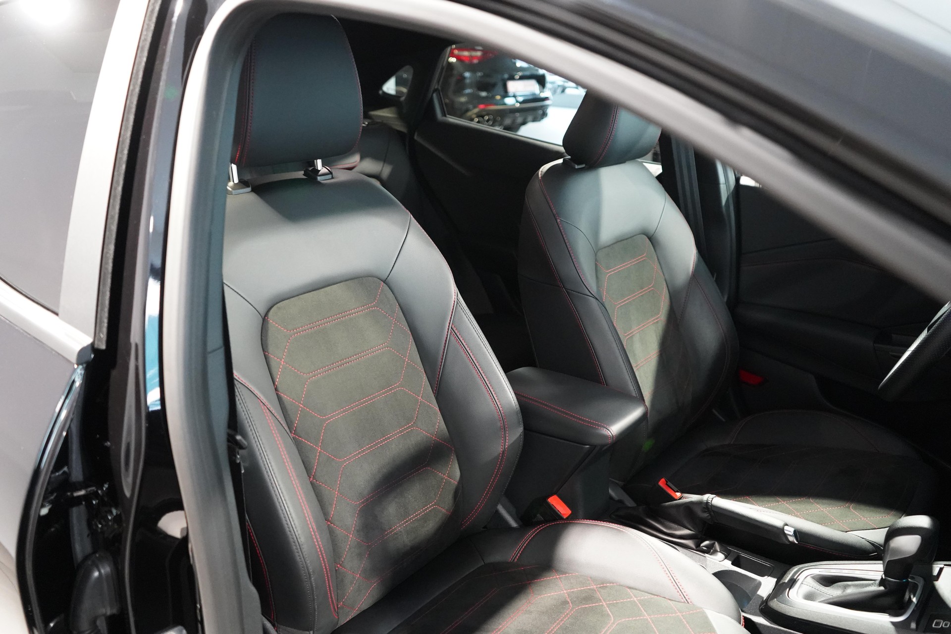 FORD Puma 1.0 EcoB Hybrid 155 ST-Line X-image-6