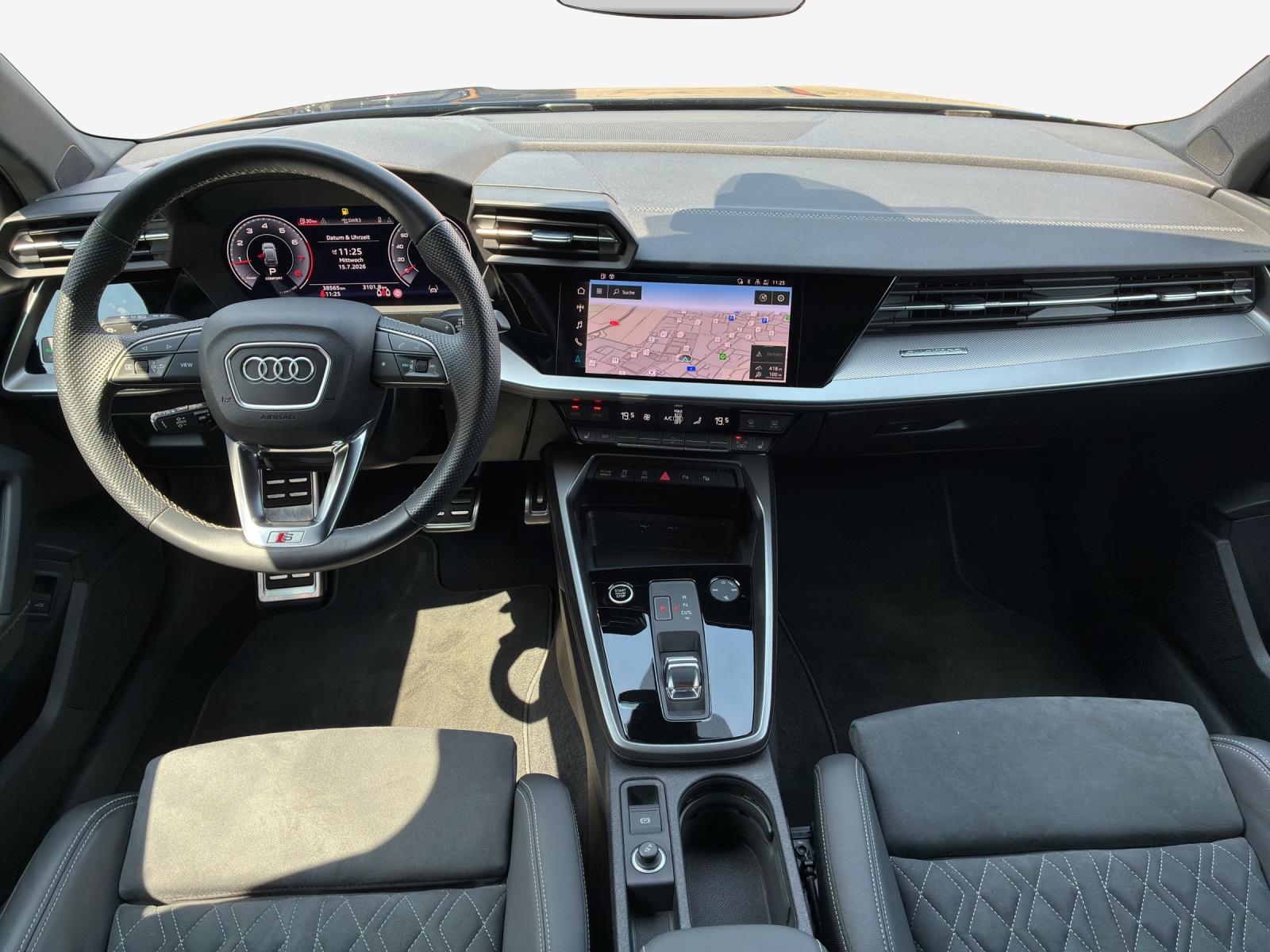 AUDI A3 Sportback 40 TFSI S line quattro S-tronic-image-8