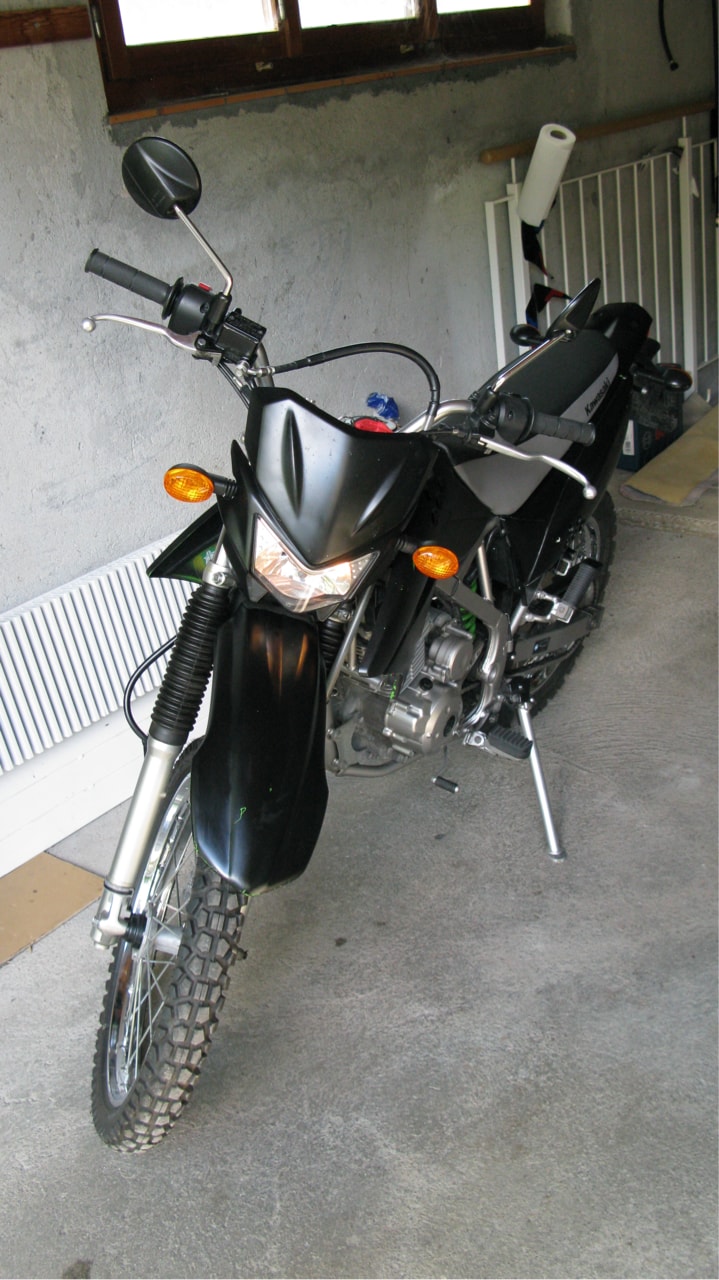 KAWASAKI KLX 125-image-1