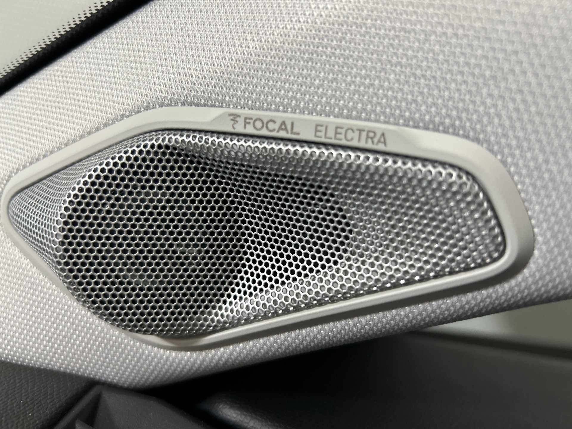 DS AUTOMOBILES 4 1.6 E-Tense Rivoli-image-15