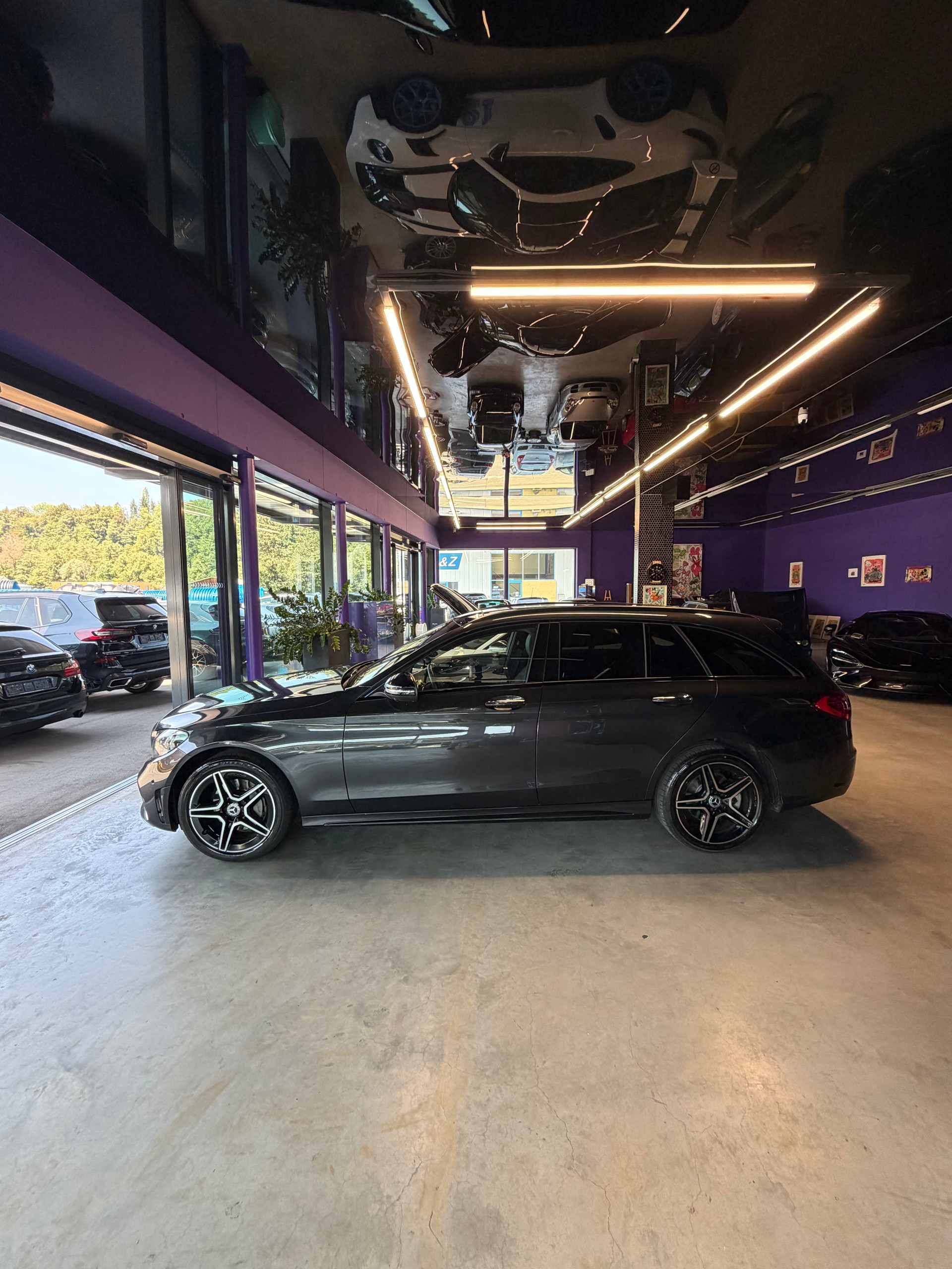 MERCEDES-BENZ C 220 d Swiss Star AMG Line 4M 9G-Tronic-image-10