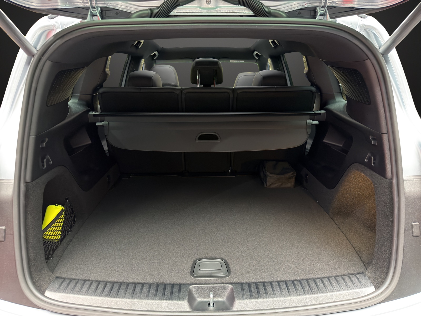 MERCEDES-BENZ GLB 200 4Matic 8G-Tronic-image-10