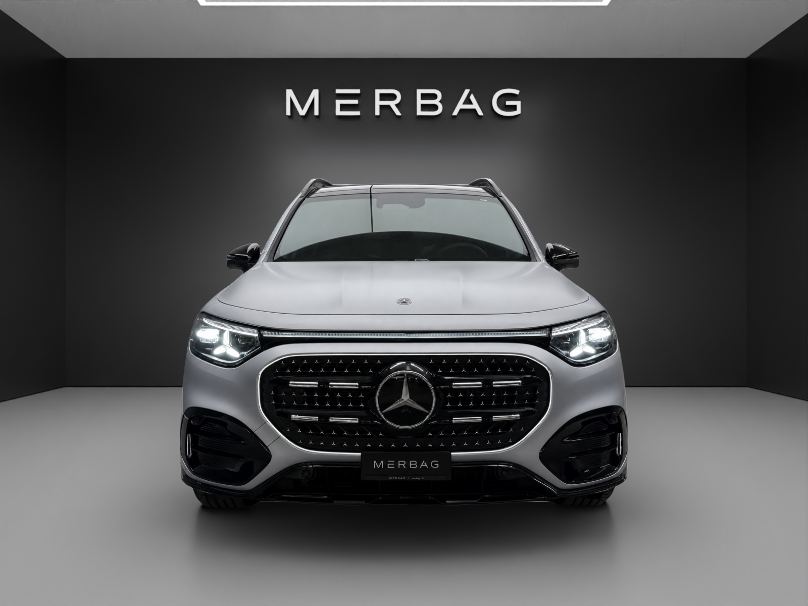 MERCEDES-BENZ GLB 200 4Matic 8G-Tronic-image-1