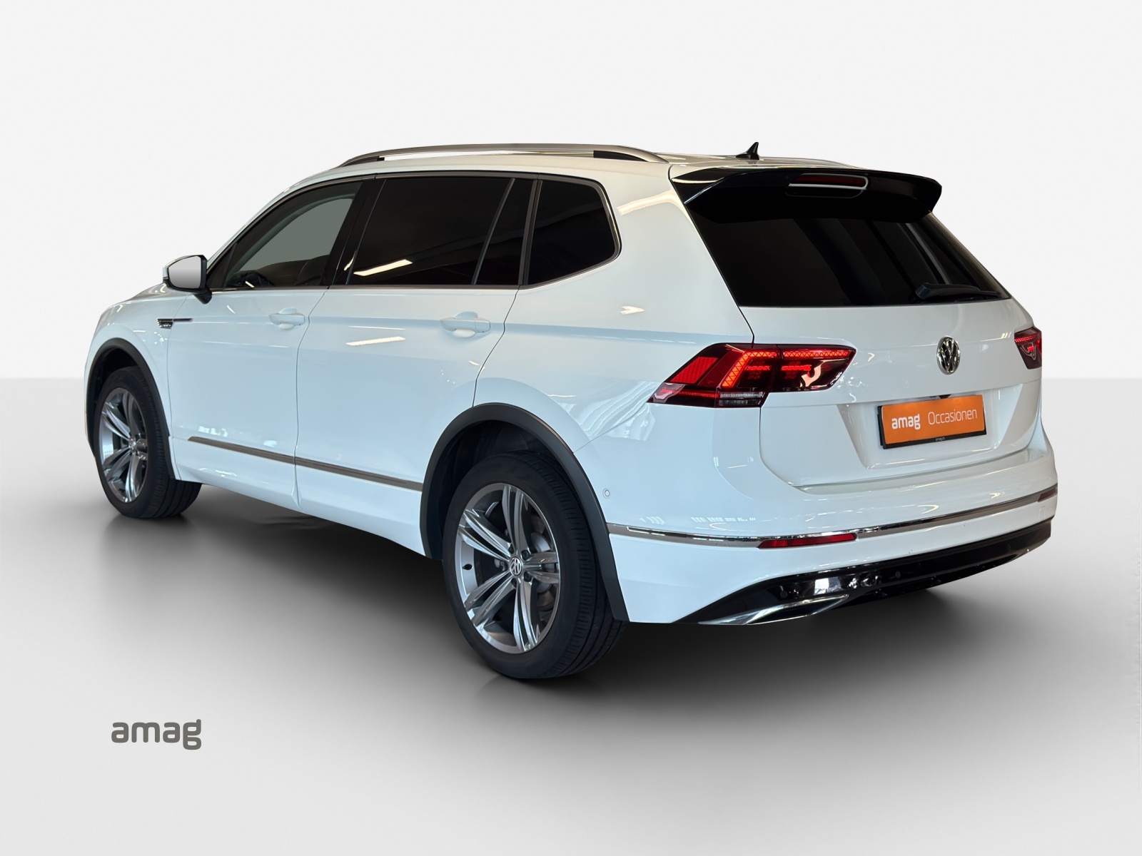VW Tiguan Allspace 2.0TSI Highline 4Motion DSG-showroom-element-2