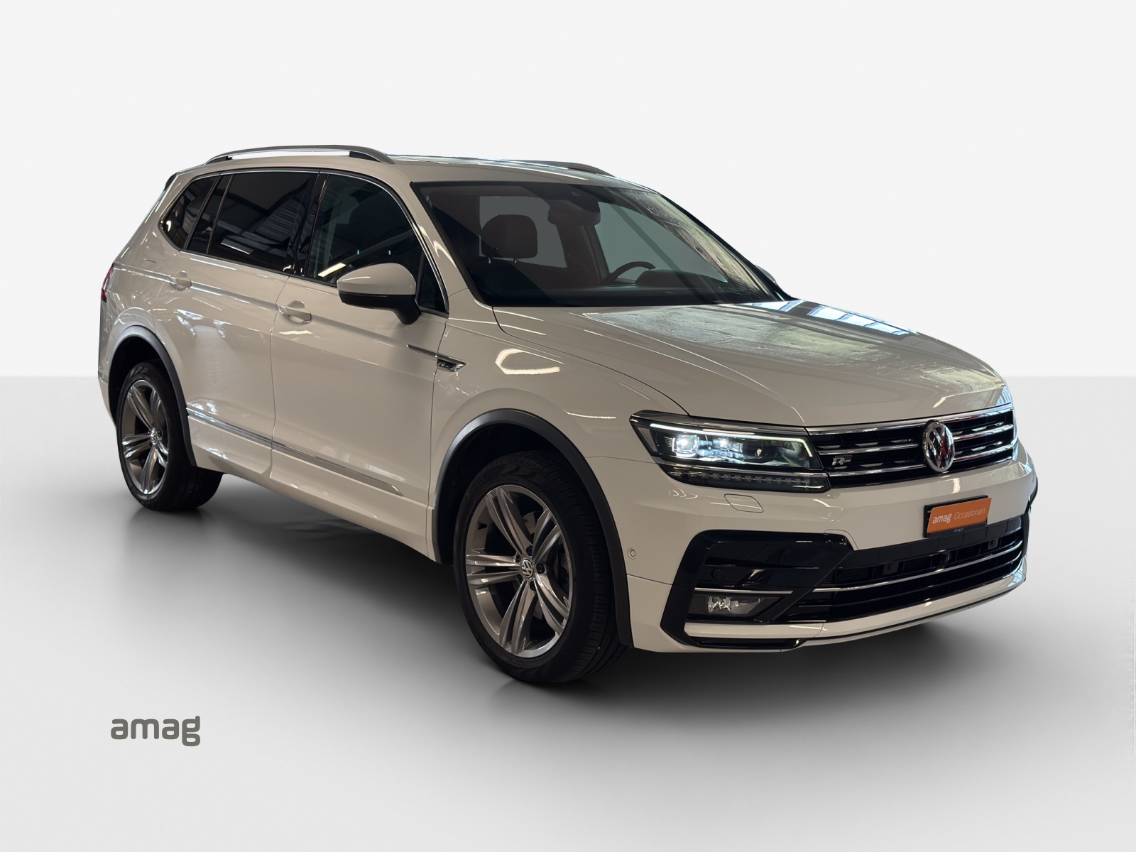 VW Tiguan Allspace 2.0TSI Highline 4Motion DSG-image-5