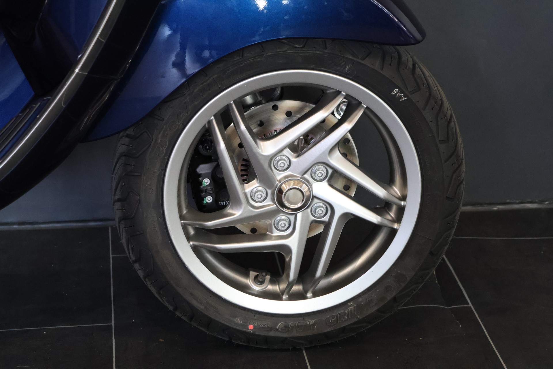 PIAGGIO Vespa 125 Primavera ABS E5+ (4Jahre Garantie)-image-9