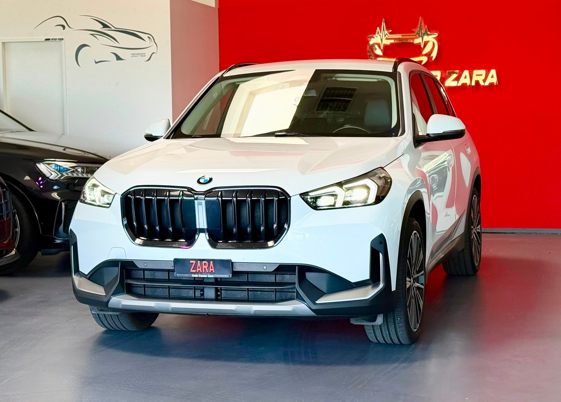 BMW X1 sDrive 18d *FACELIFT*-image-4