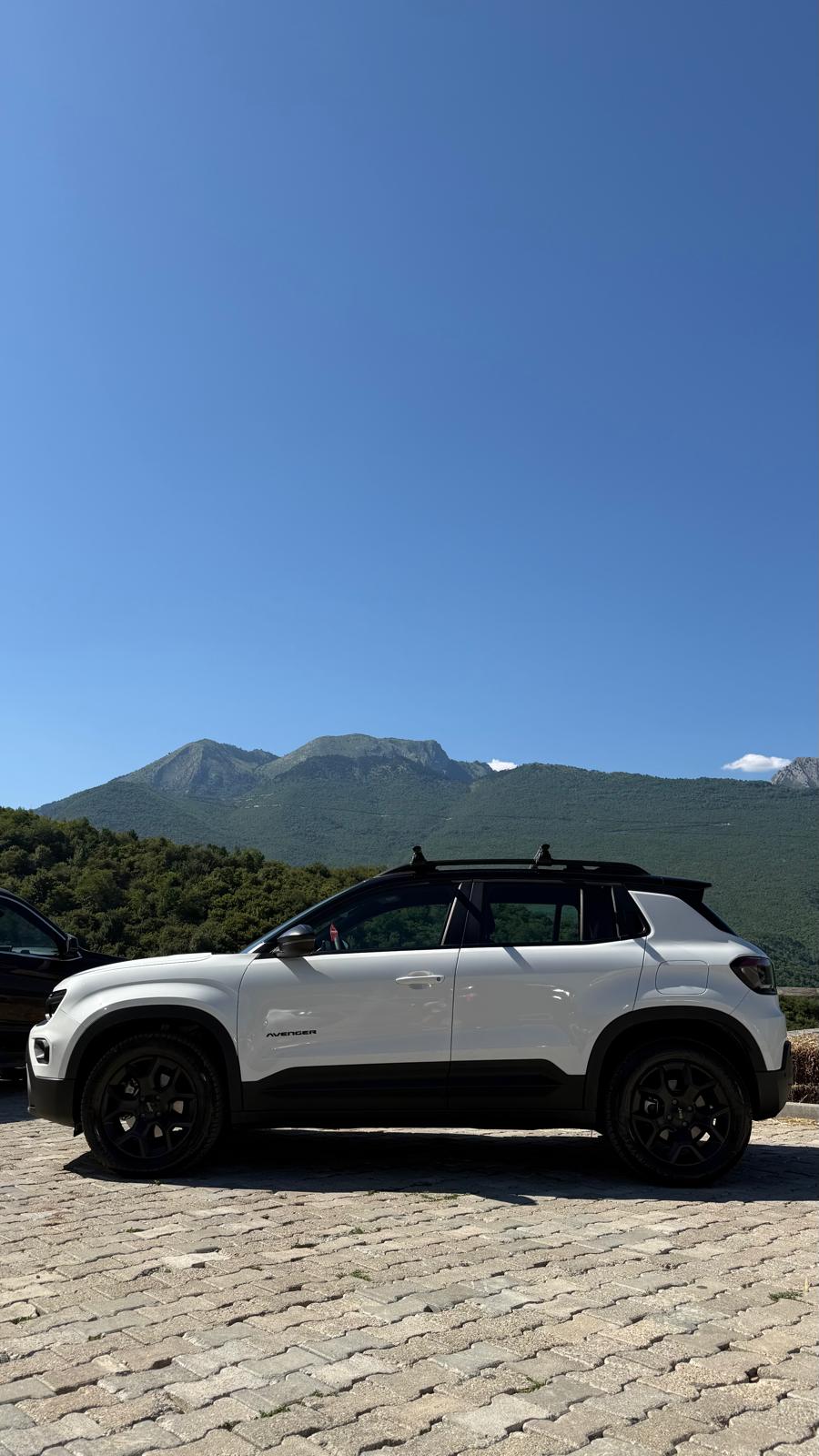 JEEP 1.2 MHEV Upland 4xe-image-3