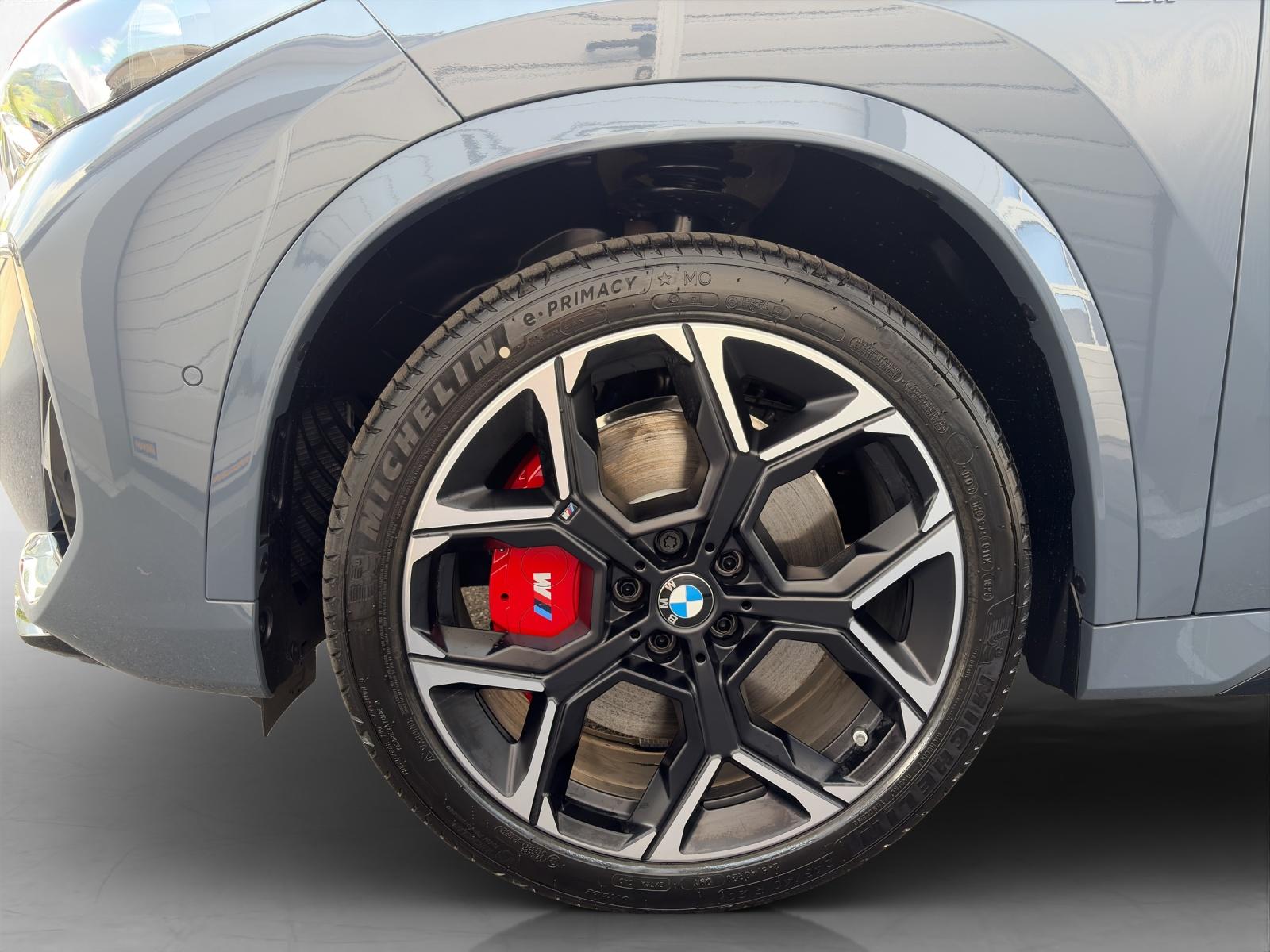 BMW X1 M35i-image-8