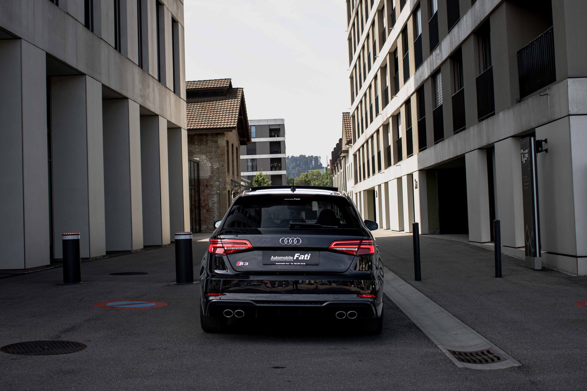 AUDI S3 Sportback 2.0 TFSI quattro S-tronic-showroom-element-3