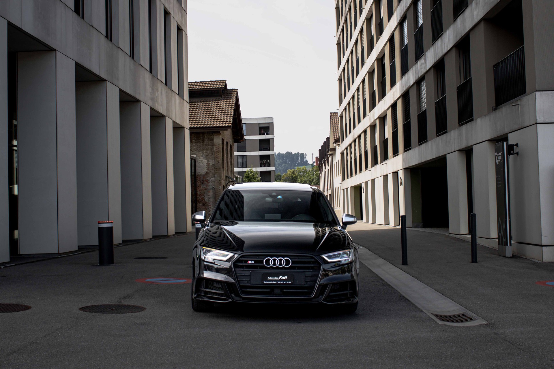 AUDI S3 Sportback 2.0 TFSI quattro S-tronic-showroom-element-2
