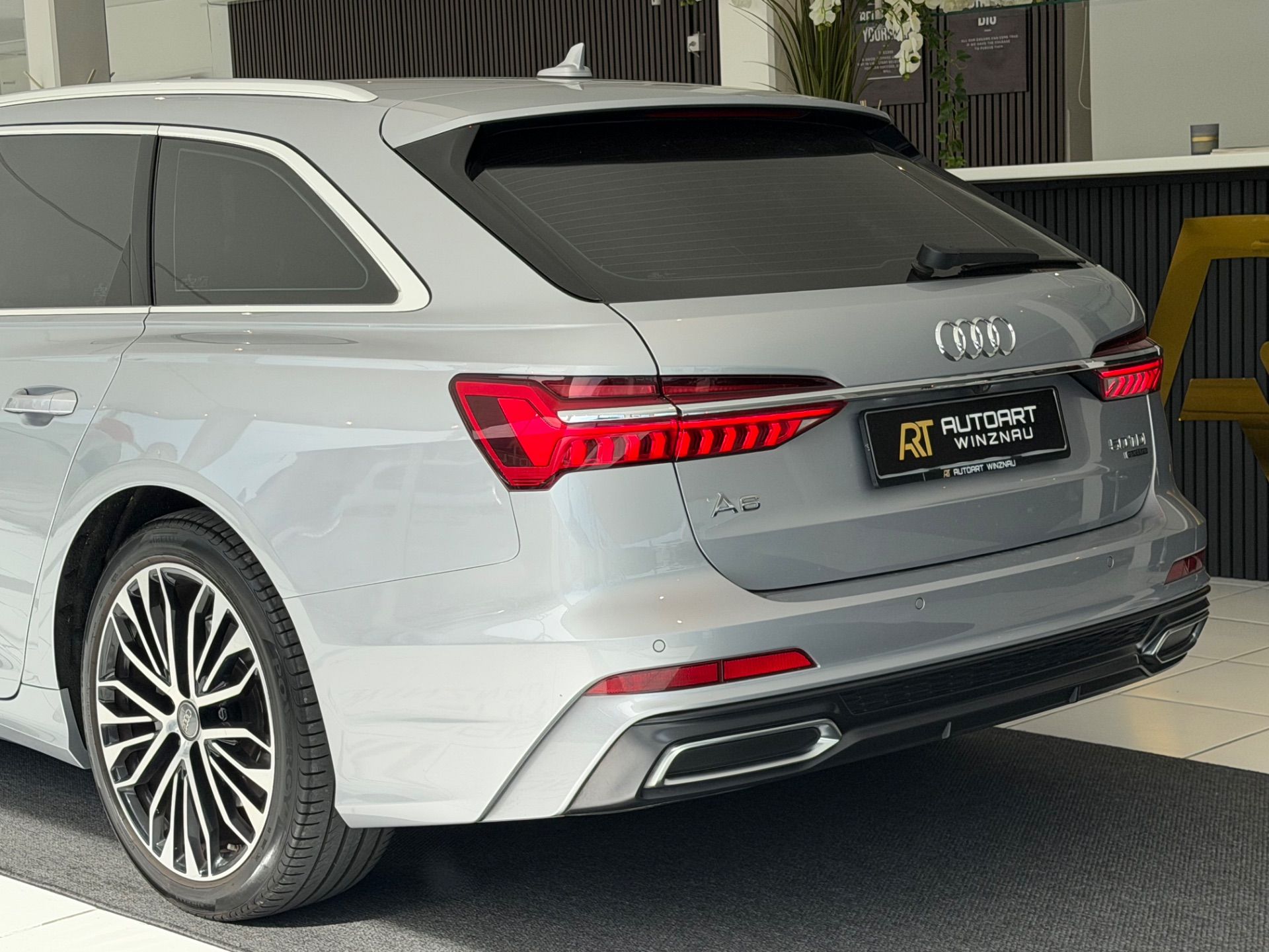 AUDI A6 Avant 50 TDI Sport quattro tiptronic **AHK**Frisch ab MFK & Serv-image-8