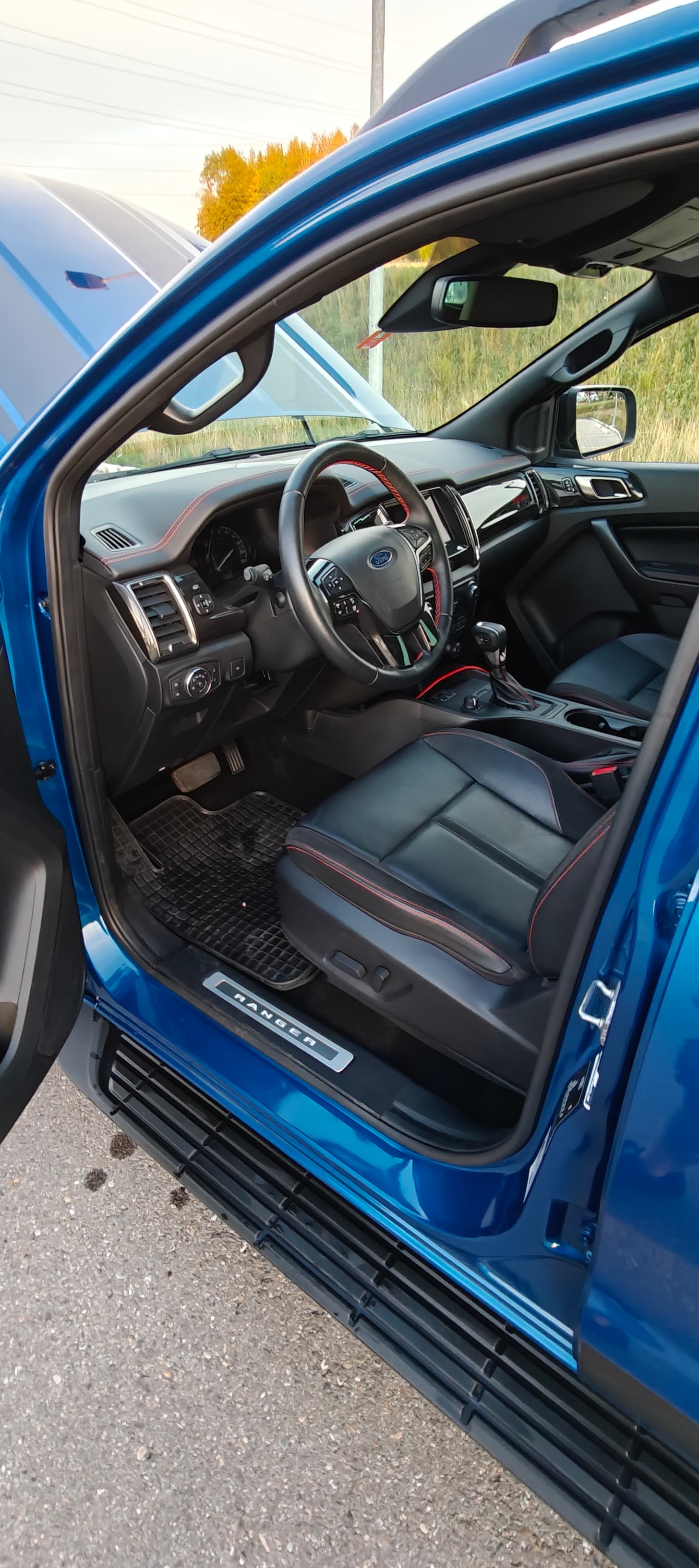 FORD 2.0 EcoBlue 4x4 Stormtrak-image-10