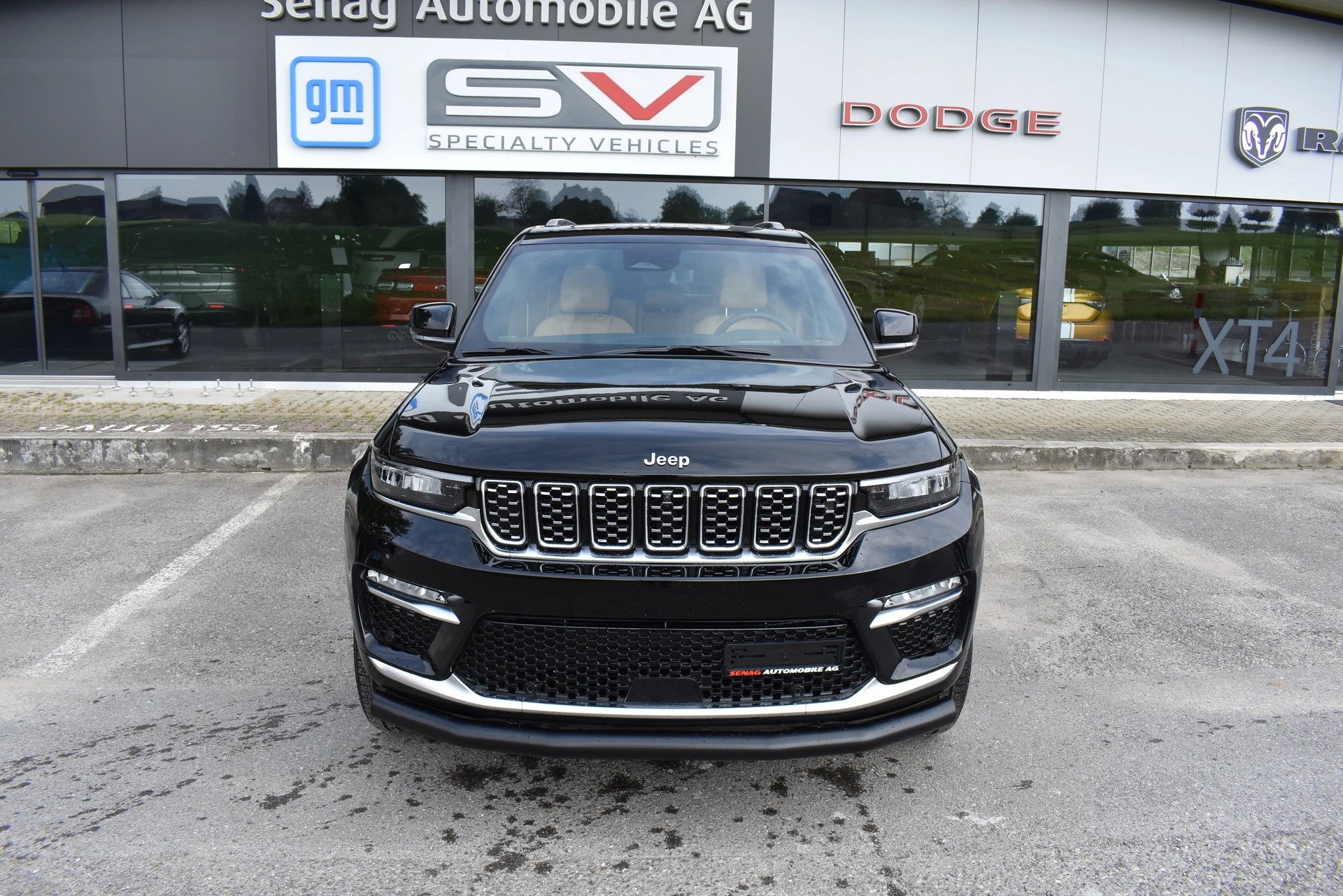 JEEP Grand Cherokee Summit 5.7 Hemi AWD
