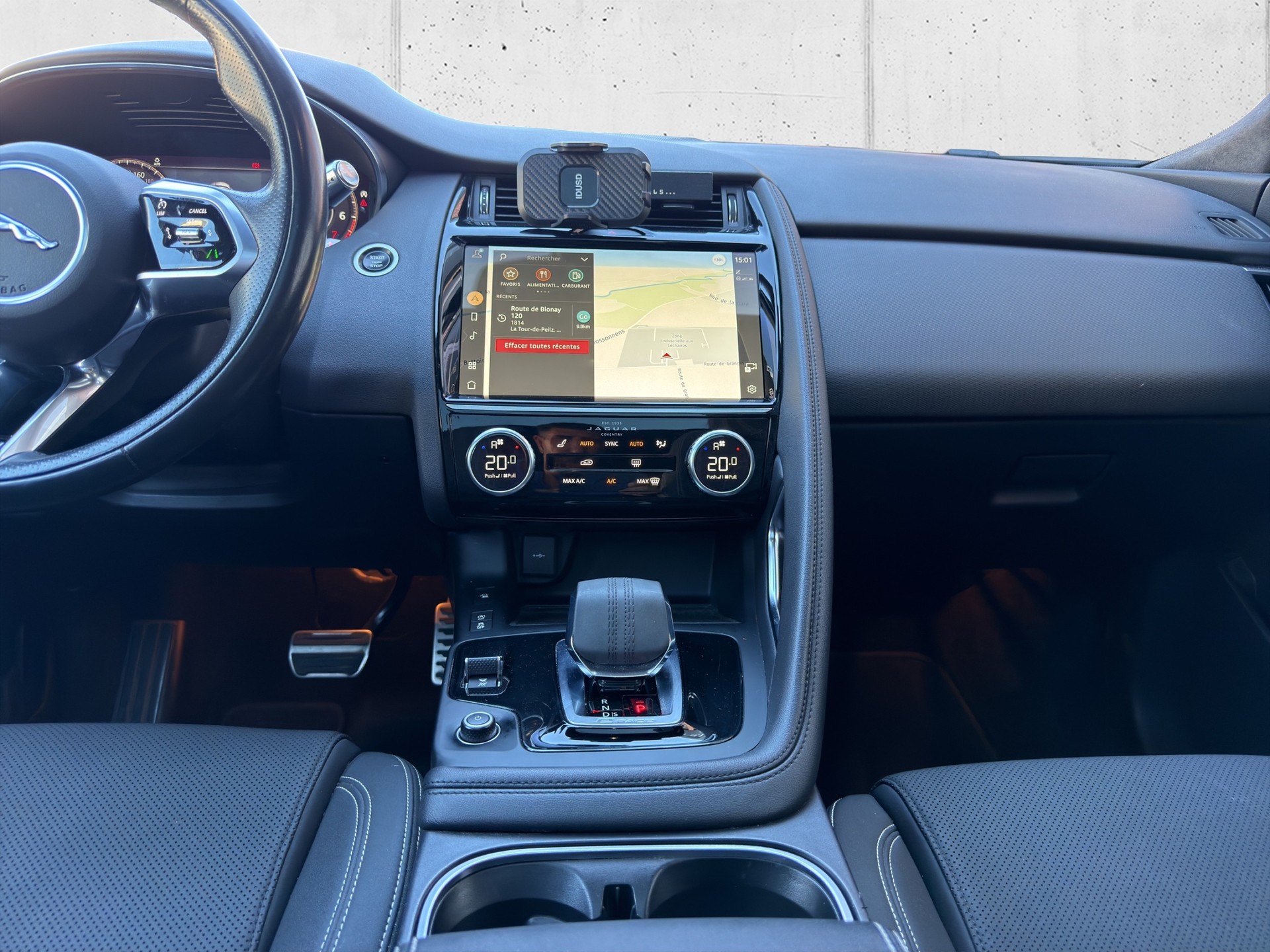 JAGUAR E-Pace 2.0 P250 R-Dynamic AWD-image-19