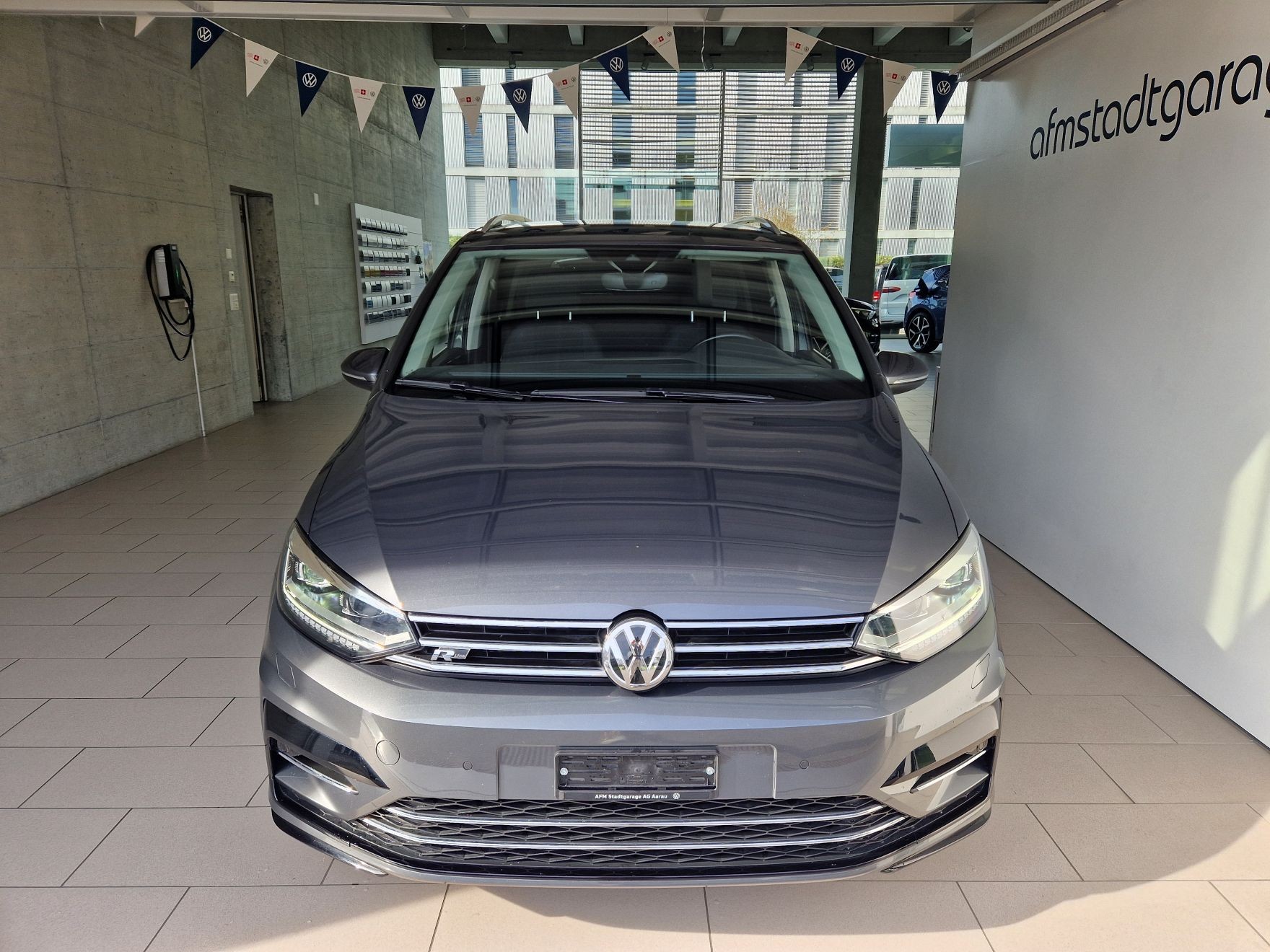 VW Touran 1.5 TSI EVO Highline DSG-showroom-element-1