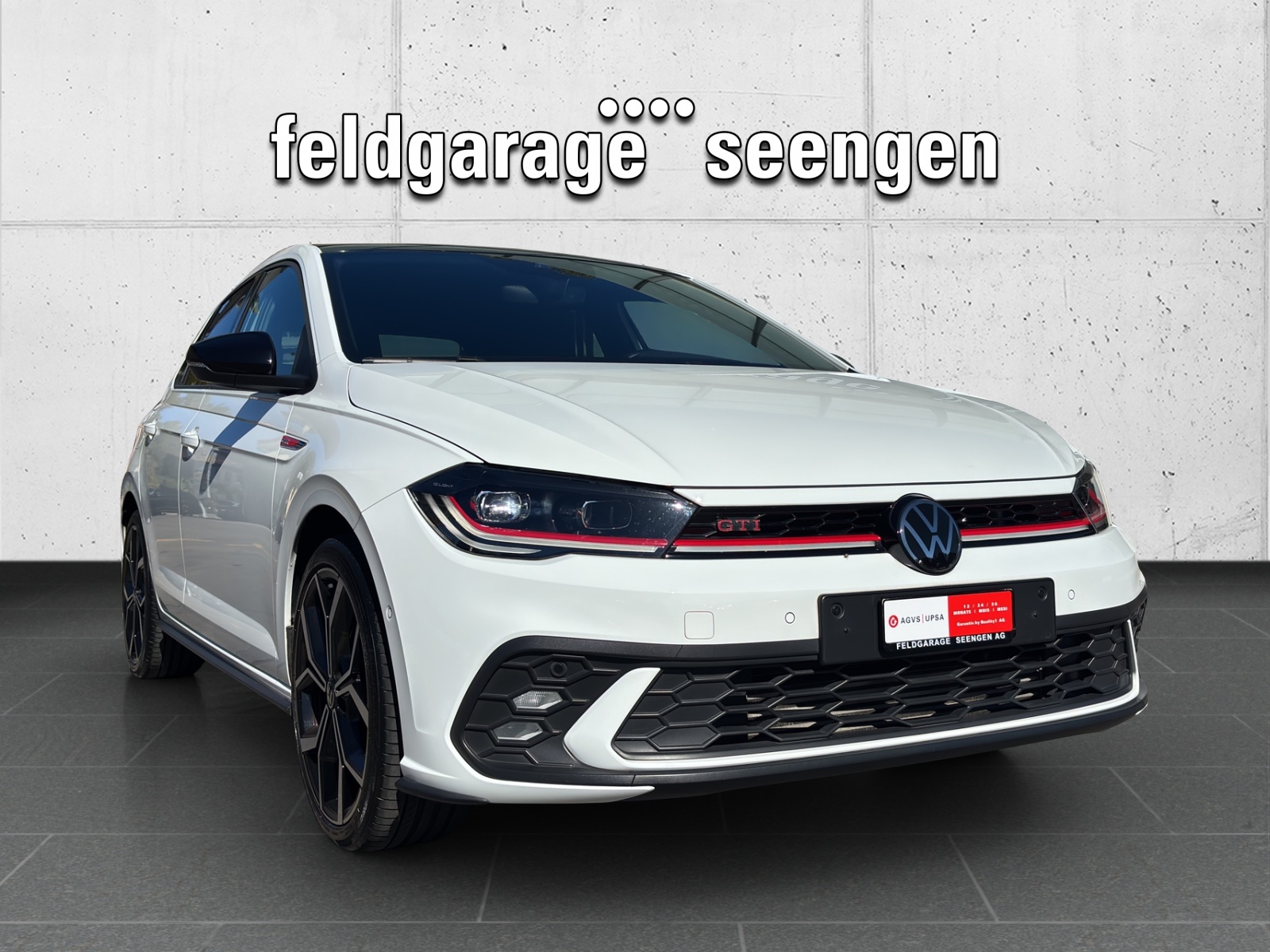 VW Polo 2.0 TSI GTI DSG mit Navi, Rückfahrkamera, Schwarze Aussenspiegel mit schwarzem Dach in Absetzfarbe & Winterräder-showroom-element-2