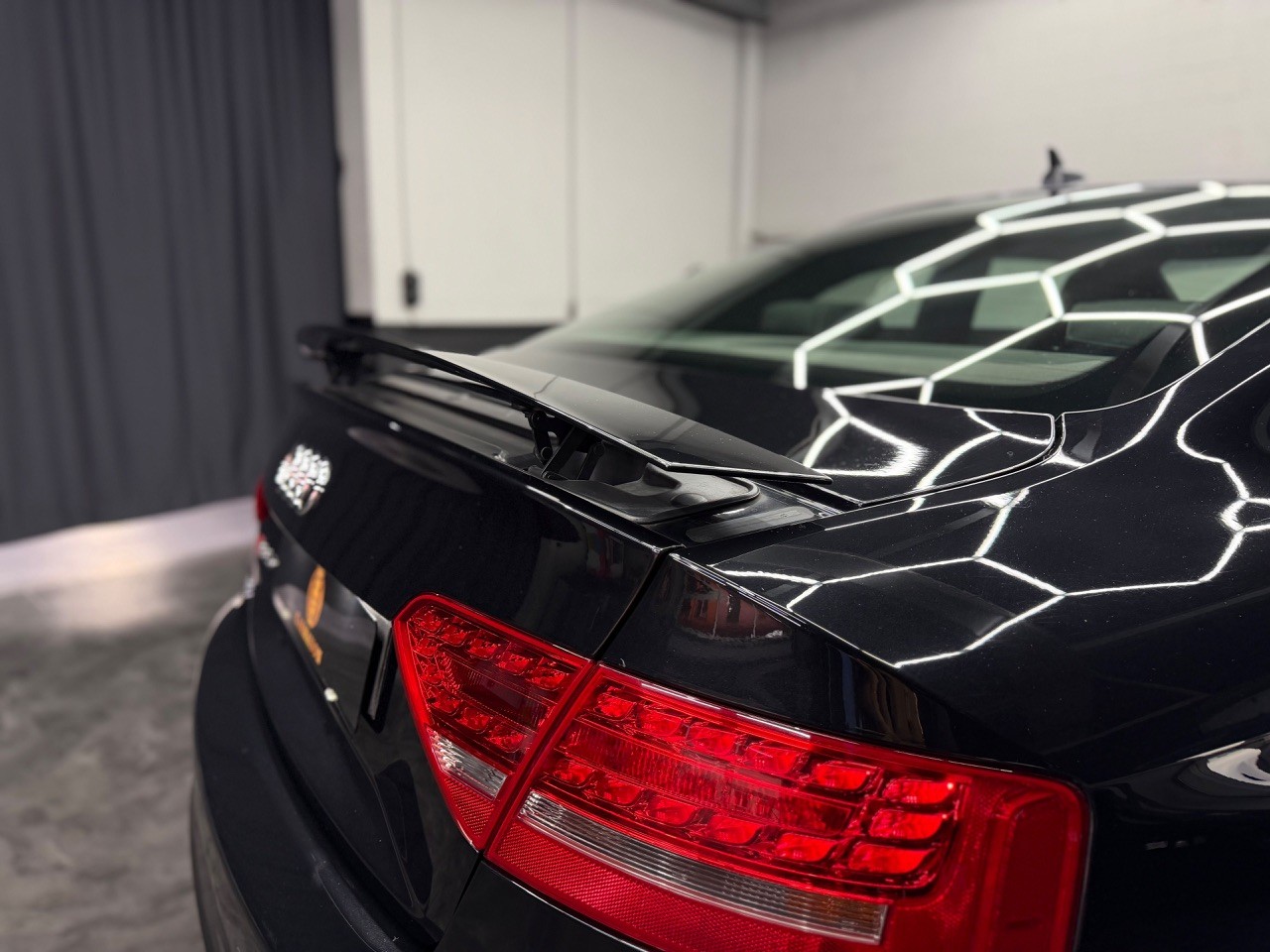 AUDI RS5 Coupé 4.2 FSI quattro S-tronic | V8 Sauger | Bang & Olufsen-image-9