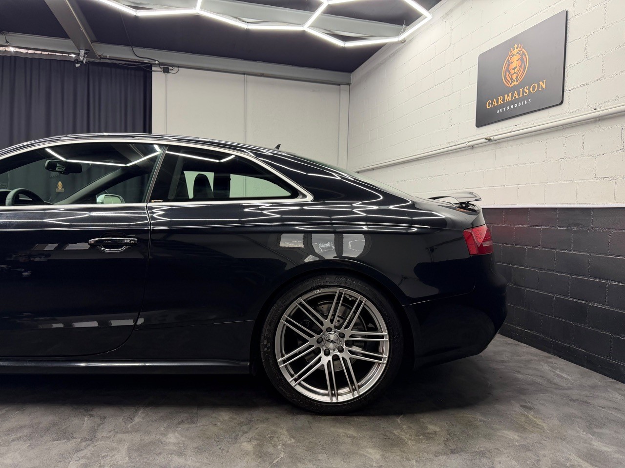 AUDI RS5 Coupé 4.2 FSI quattro S-tronic | V8 Sauger | Bang & Olufsen-image-4