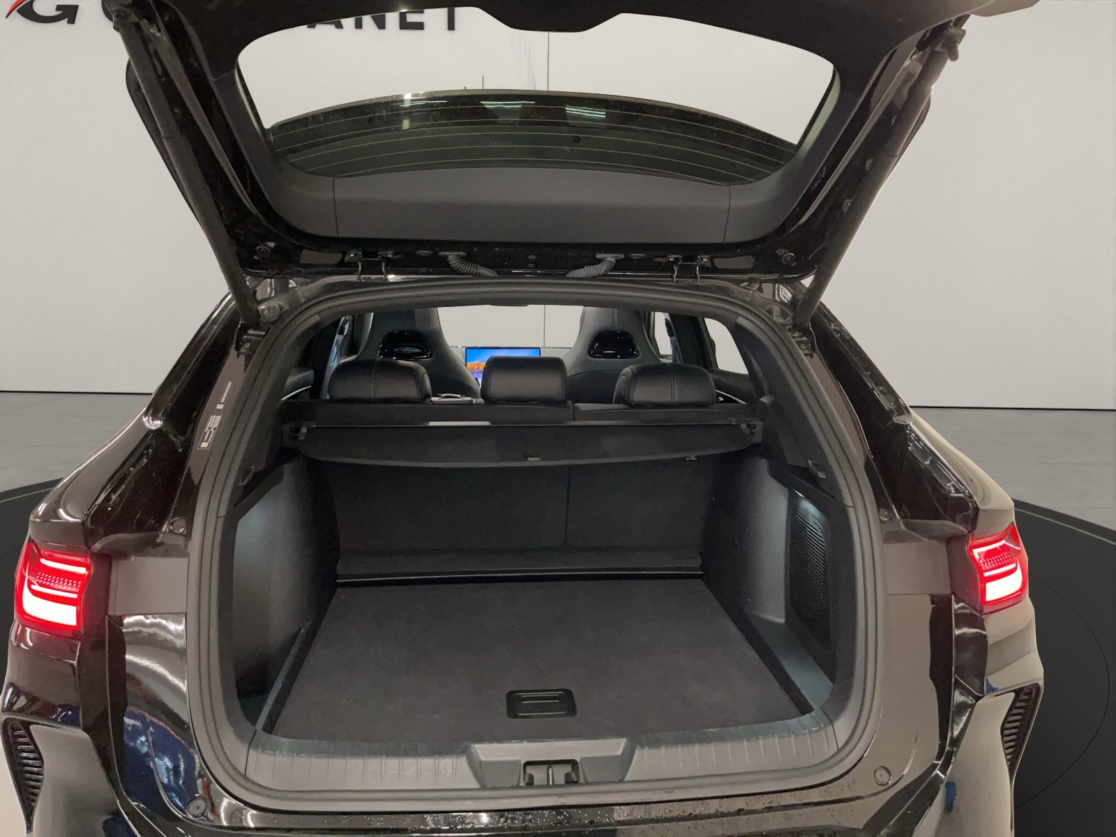 BYD Seal U DM-i Design AWD-image-8