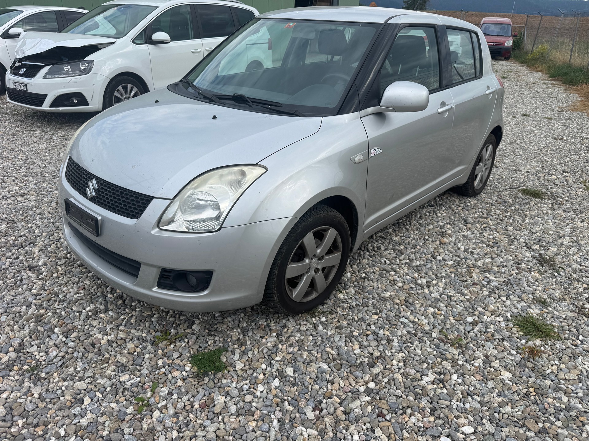 SUZUKI Swift 1.3i 16V GL 4x4