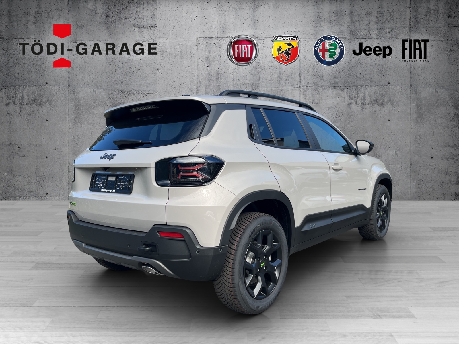 JEEP Avenger 1.2 MHEV Overland Pack Leder 4xe-image-5