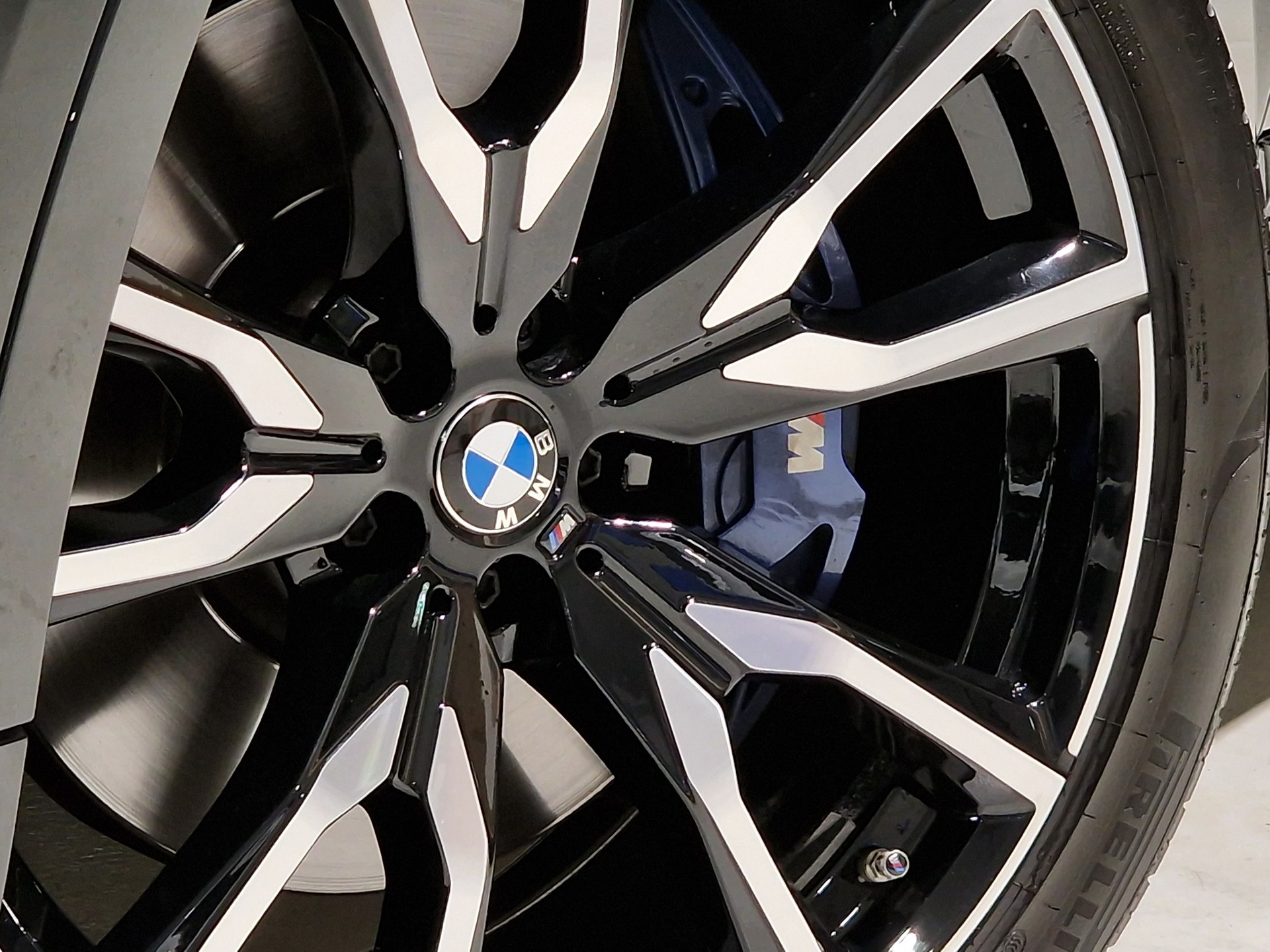 BMW X7 xDrive 30d Steptronic-image-23