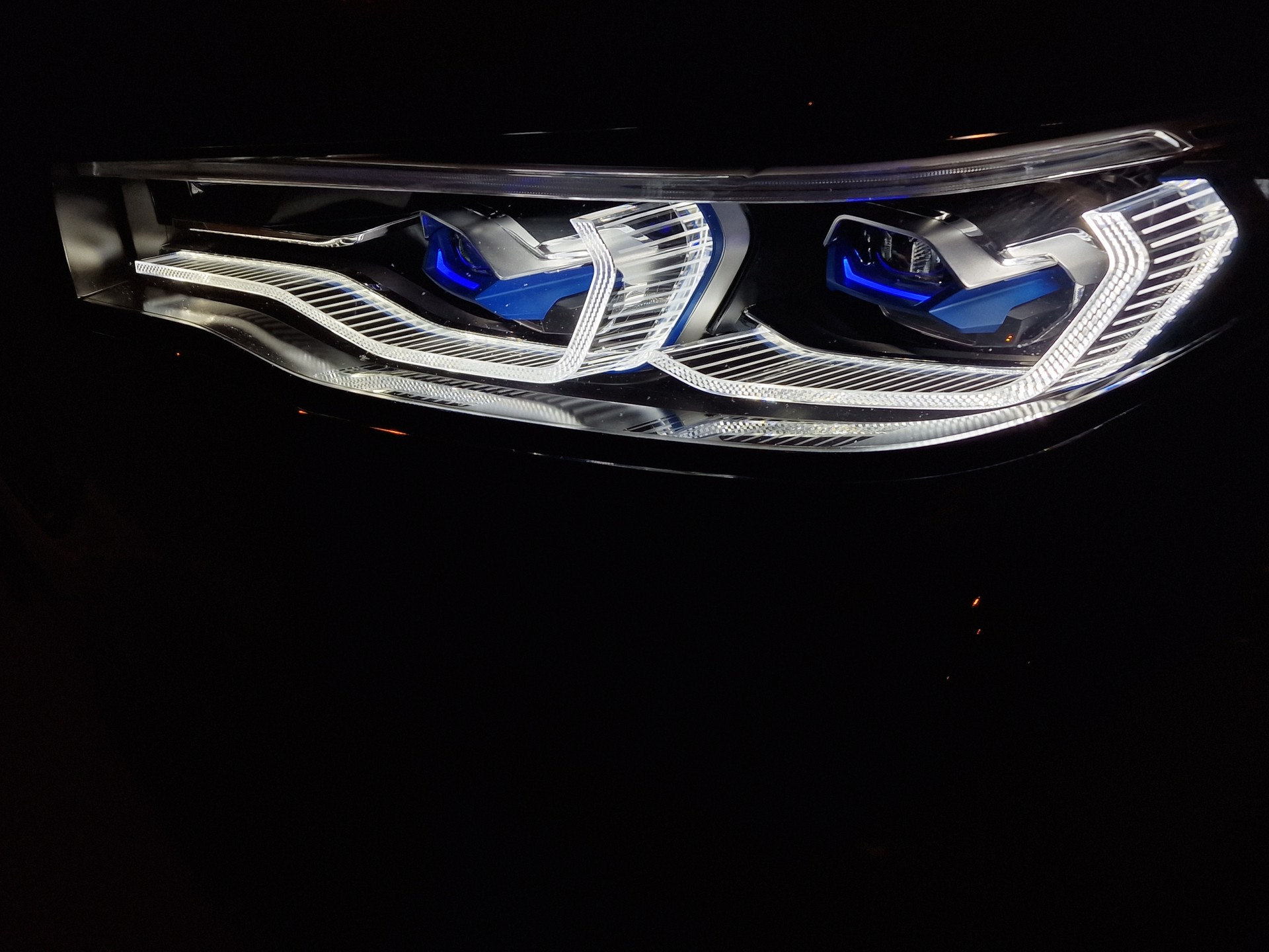 BMW X7 xDrive 30d Steptronic-image-22