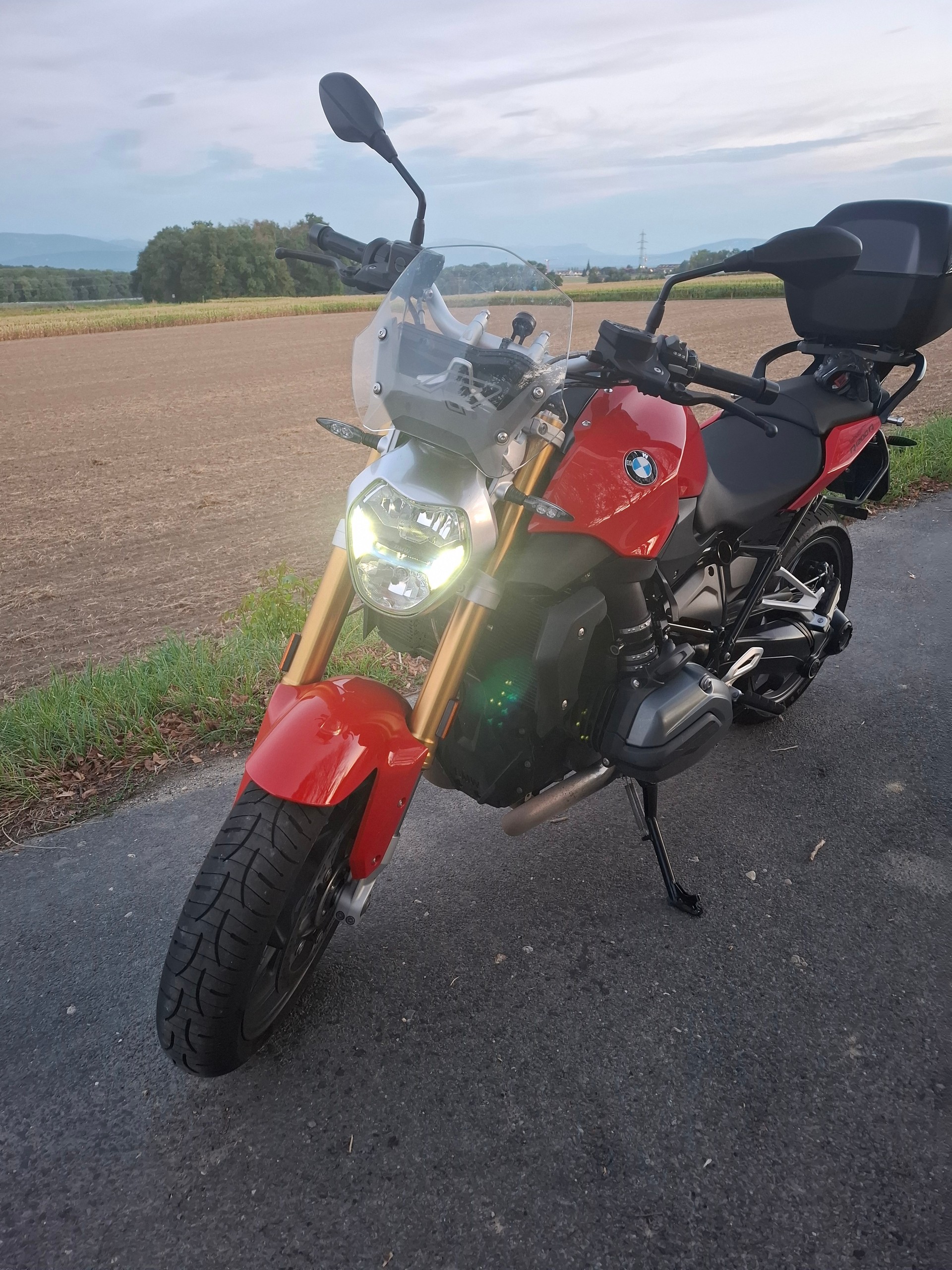 BMW R 1200 R ABS-image-1