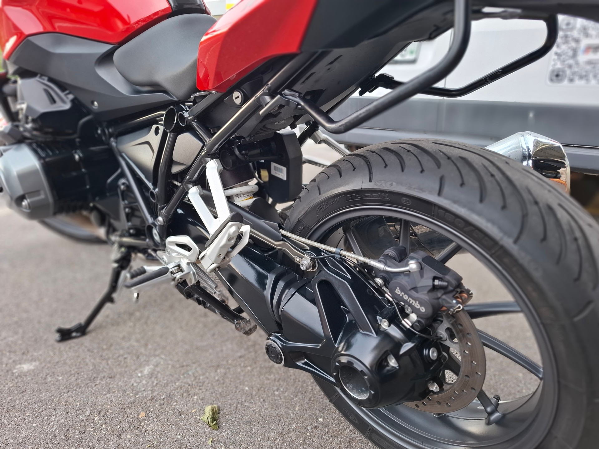 BMW R 1200 R ABS-image-2