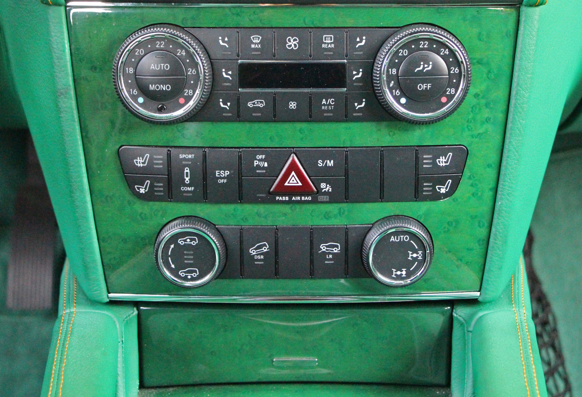 MERCEDES-BENZ GL 500 4Matic 7G-Tronic-image-13