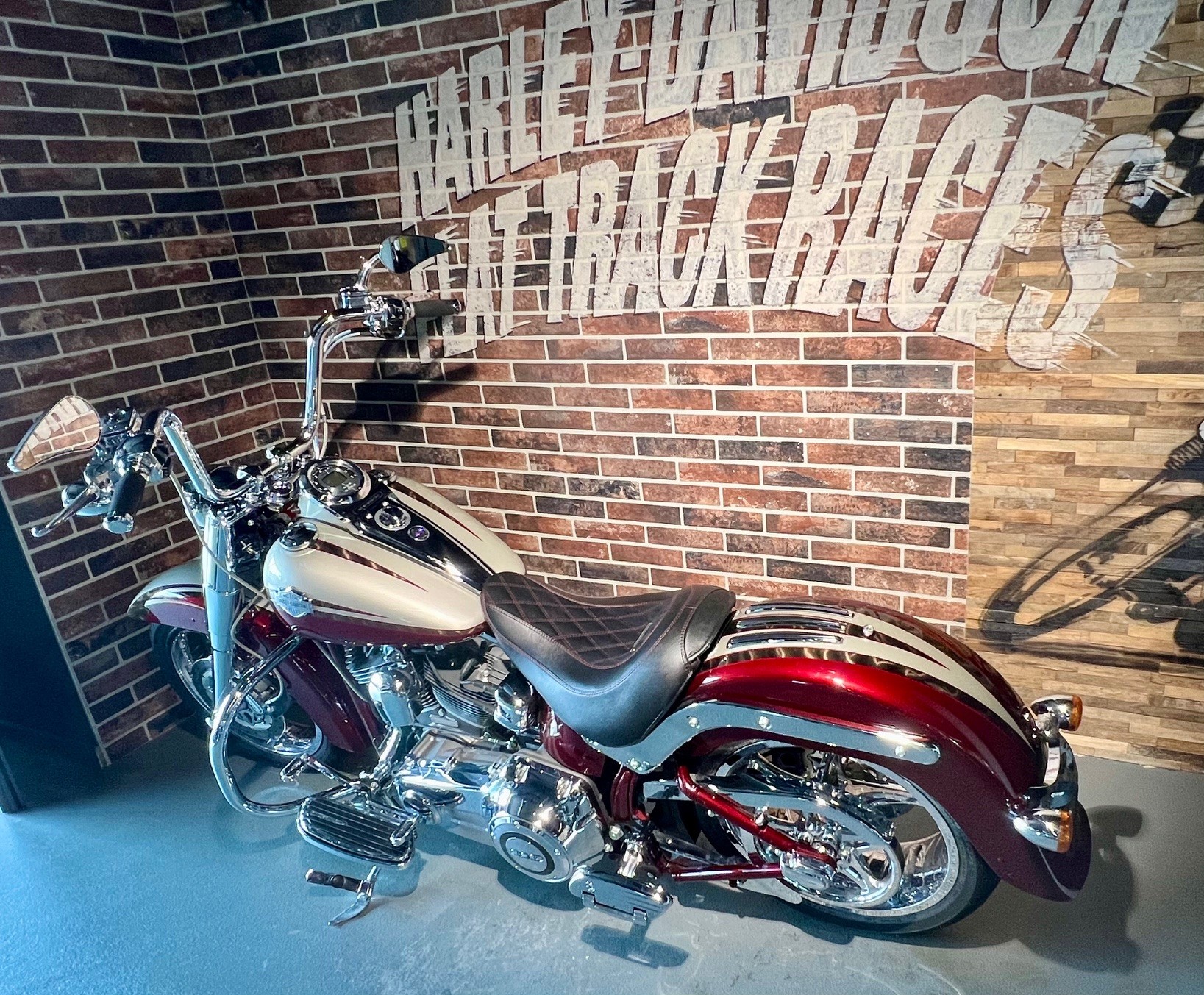 HARLEY-DAVIDSON FLSTSE Softail Convertible CVO-image-2