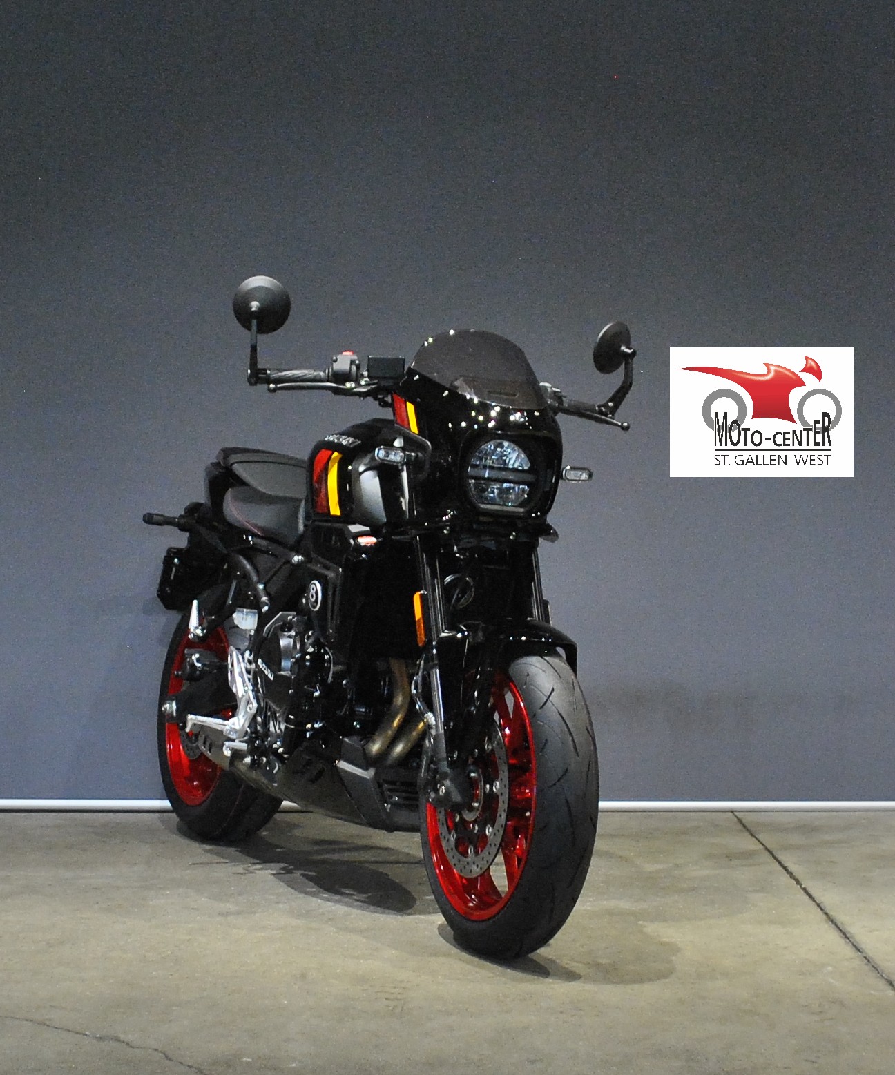 SUZUKI GSX800 (8TT)