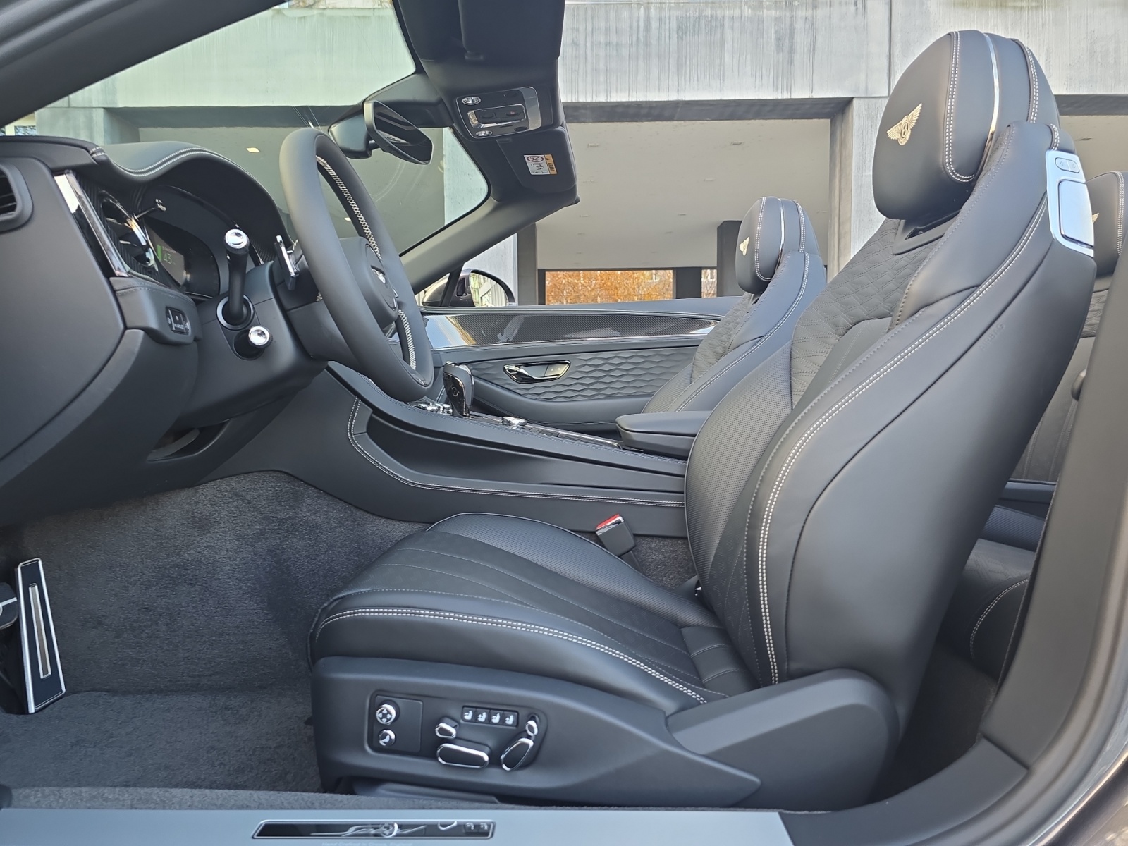 BENTLEY Continental GTC 4.0 V8 PHEV Speed 782 PS/ 1.9 % Leasing möglich-showroom-element-3