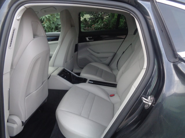 PORSCHE Panamera 4 PDK-image-7
