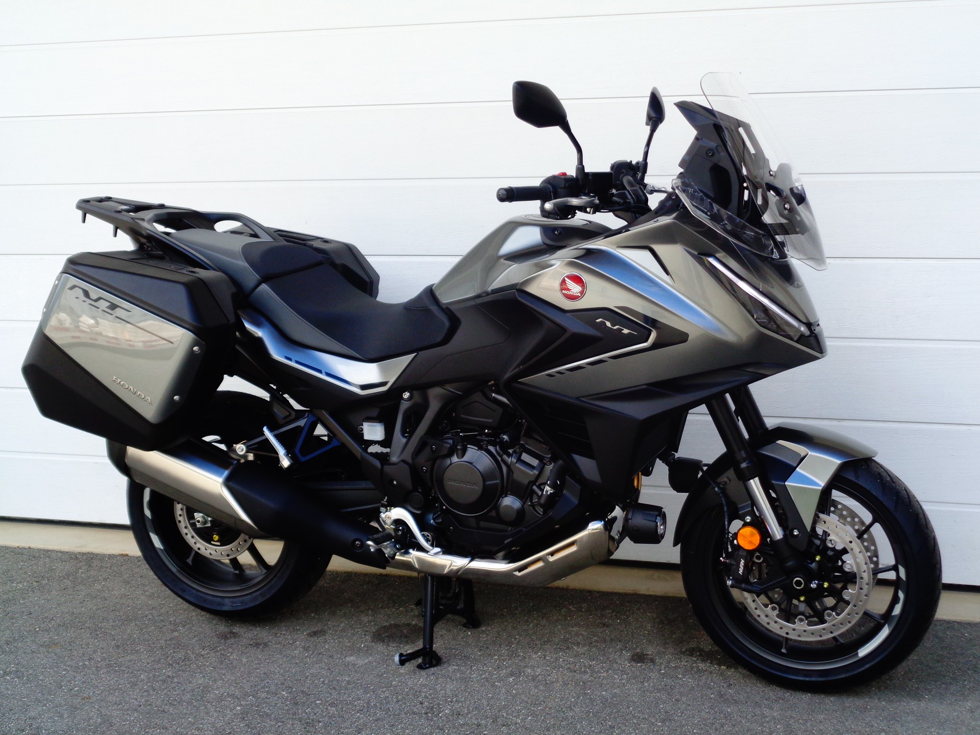 HONDA NT 1100-image-2