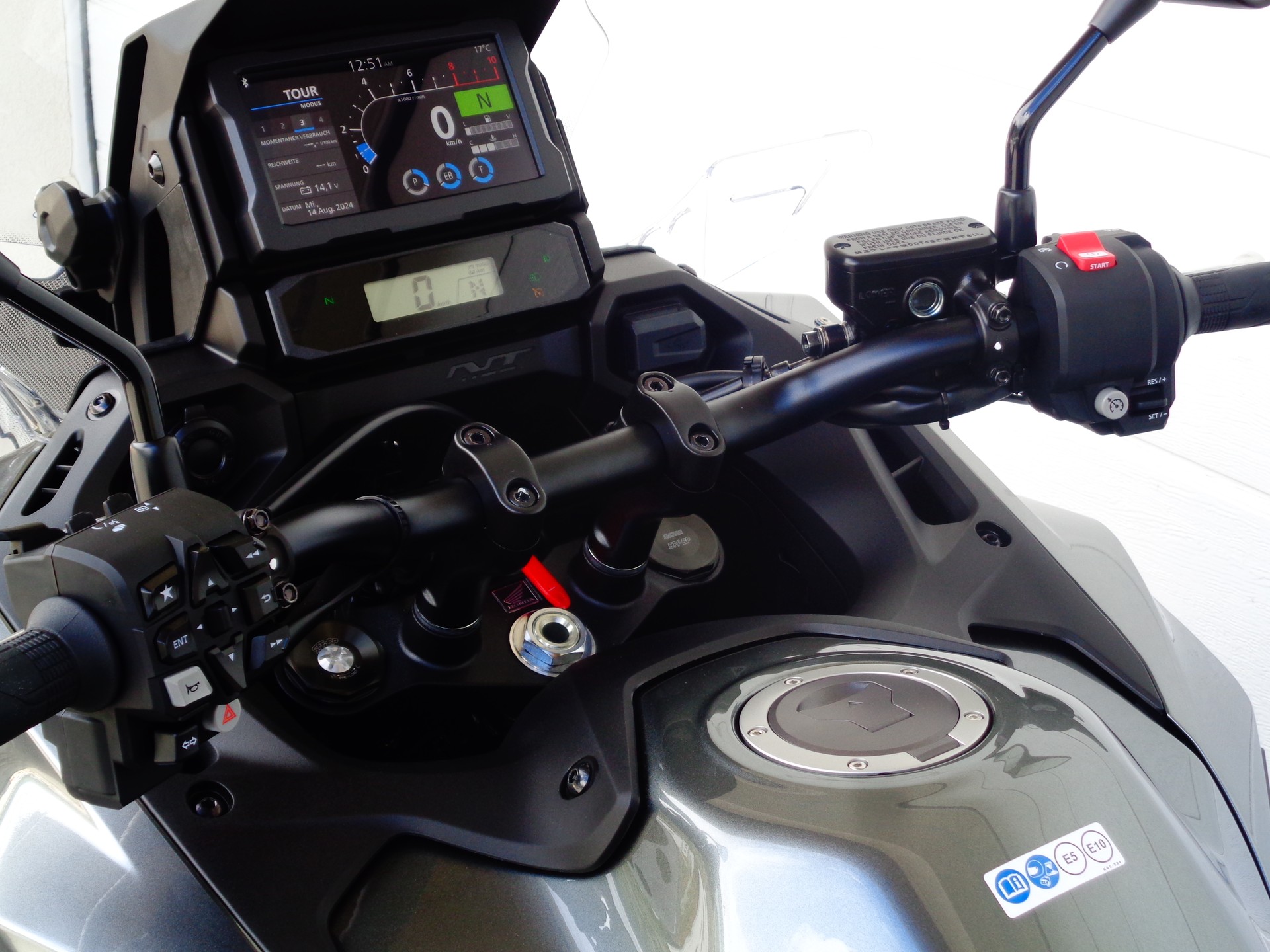 HONDA NT 1100-image-4